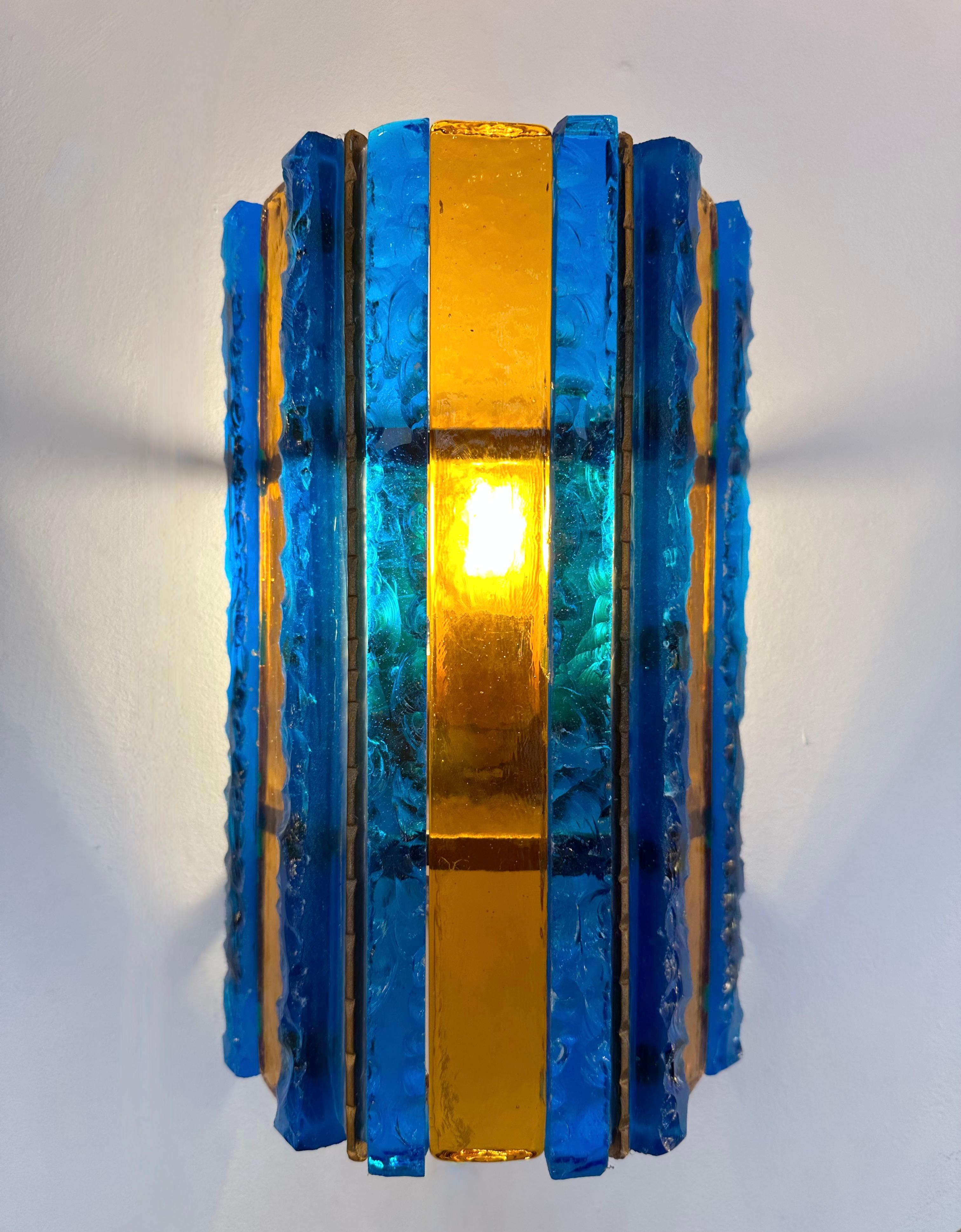 Brutalist Pair of Hammered Glass Wrought Iron Sconces by Longobard, Italy, 1970s For Sale