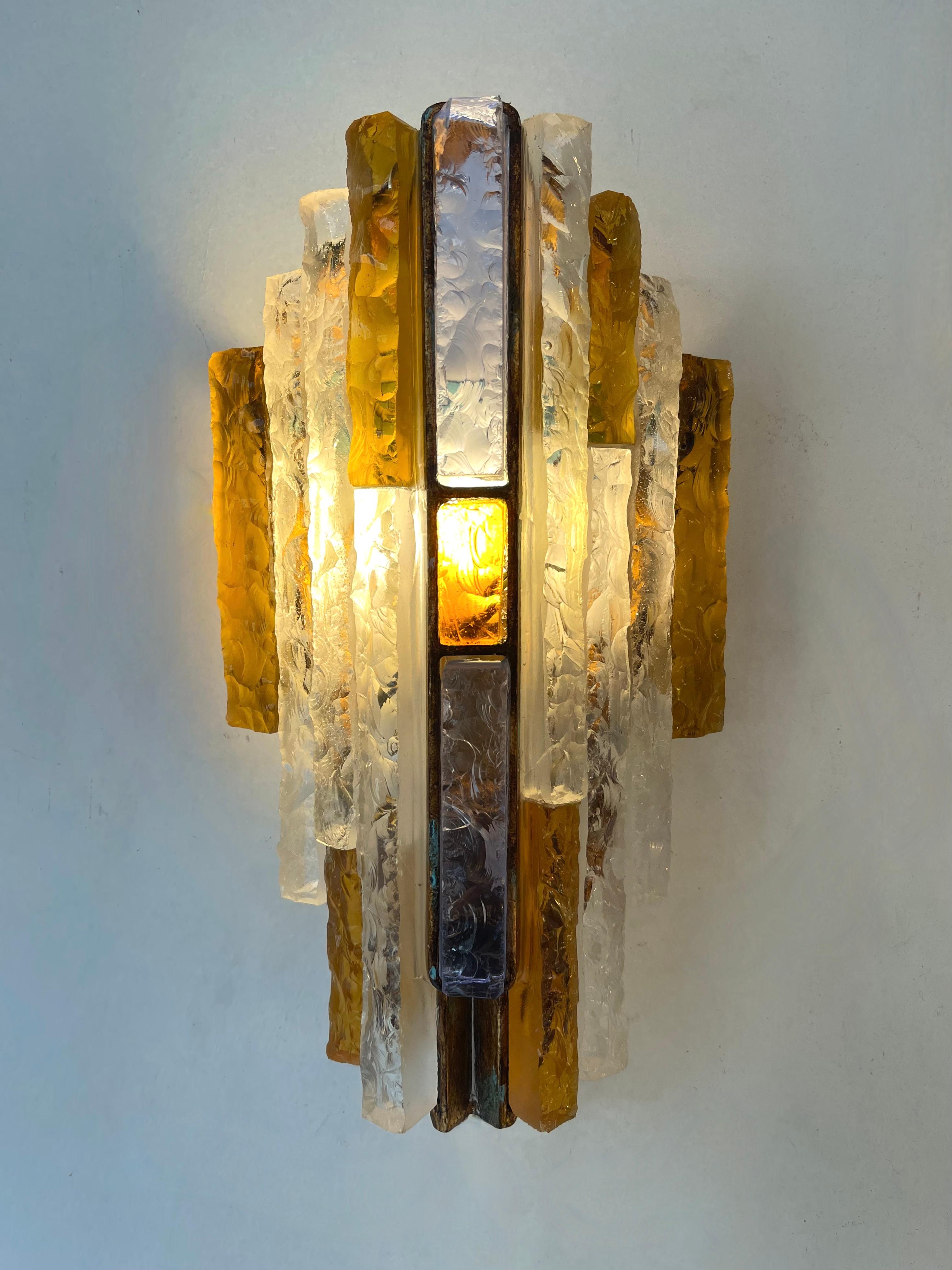 Pair of Hammered Glass Wrought Iron Sconces by Longobard, Italy, 1970s In Good Condition In SAINT-OUEN, FR