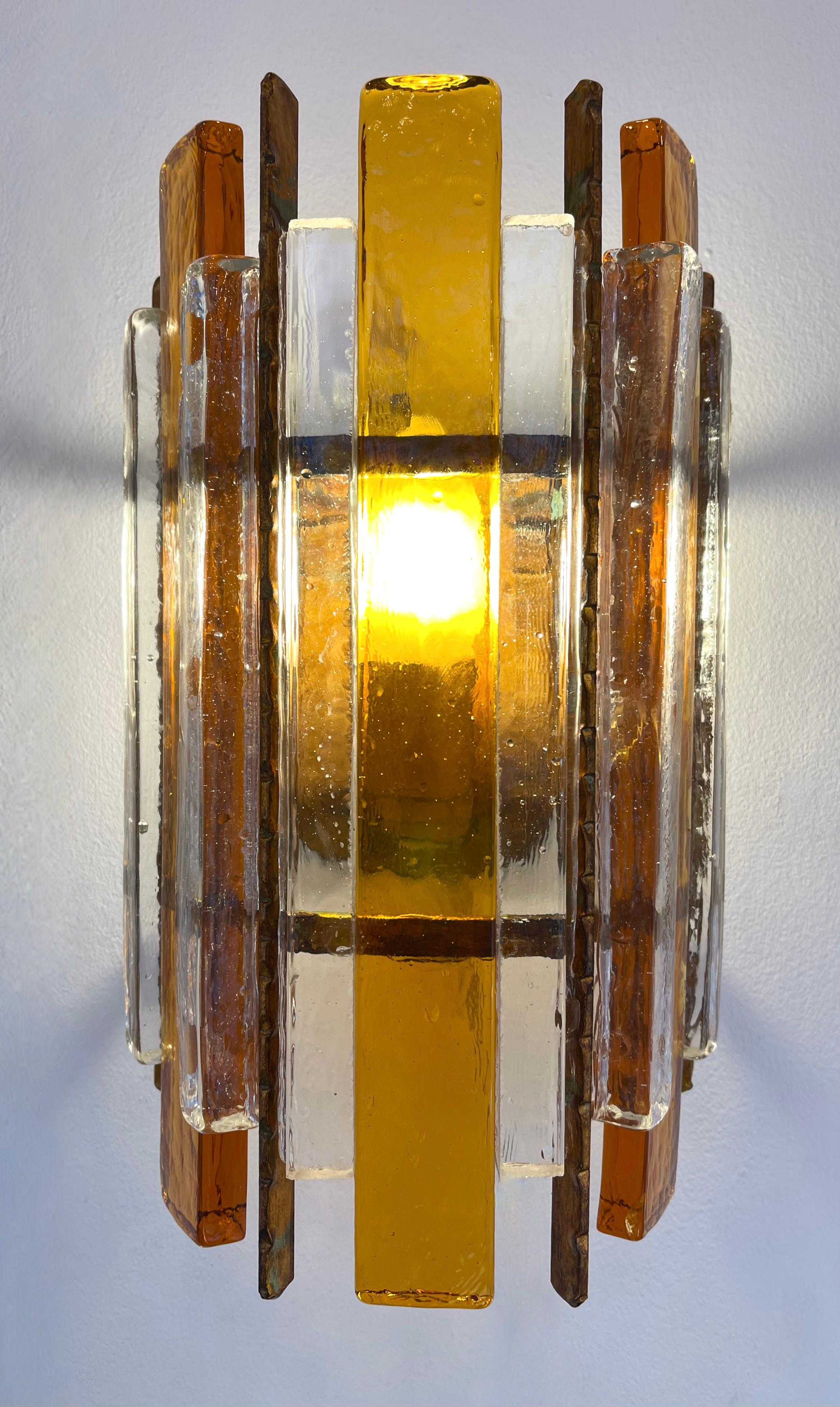 Pair of Hammered Glass Wrought Iron Sconces by Longobard, Italy, 1970s In Good Condition For Sale In SAINT-OUEN, FR