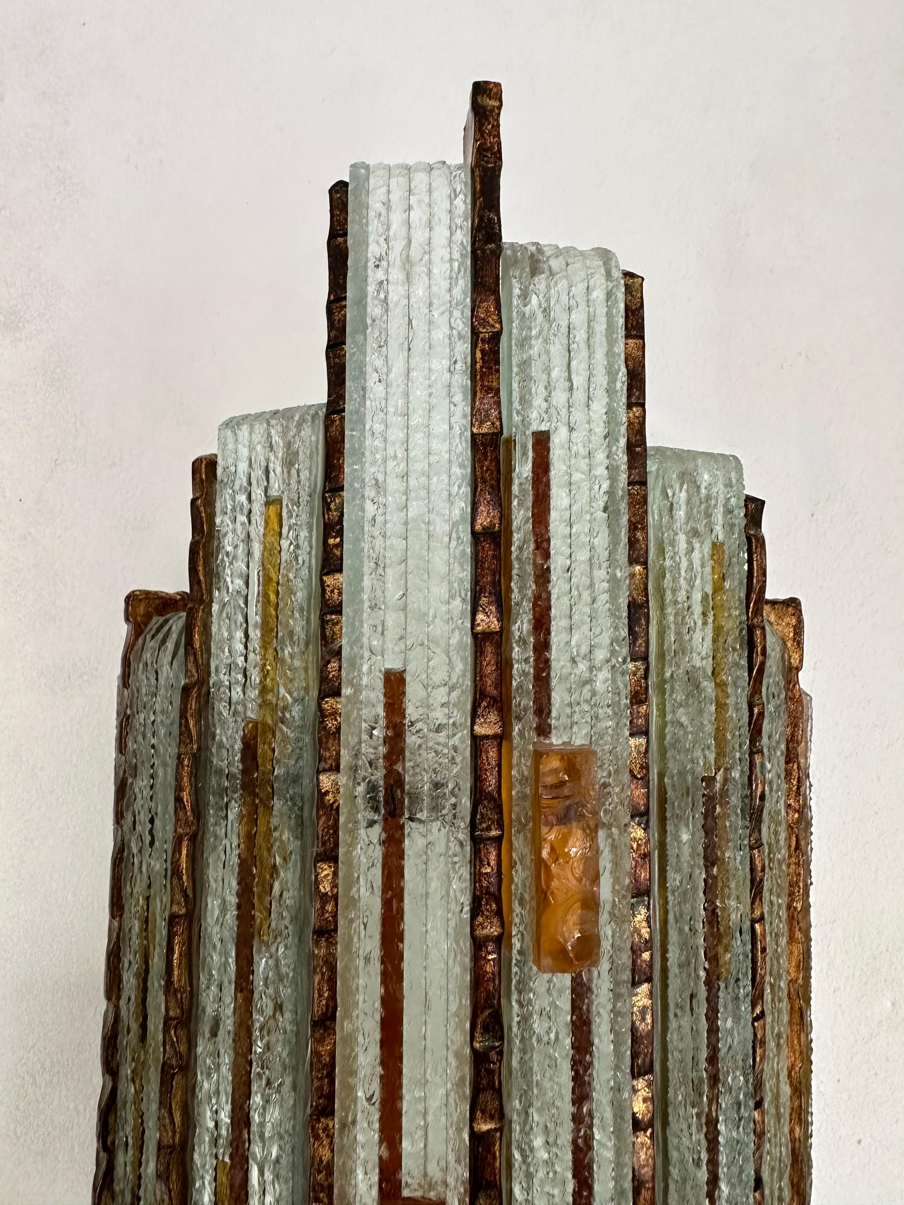 Doré Paire d'appliques en fer forgé et verre martelé de Longobard, Italie, 1970