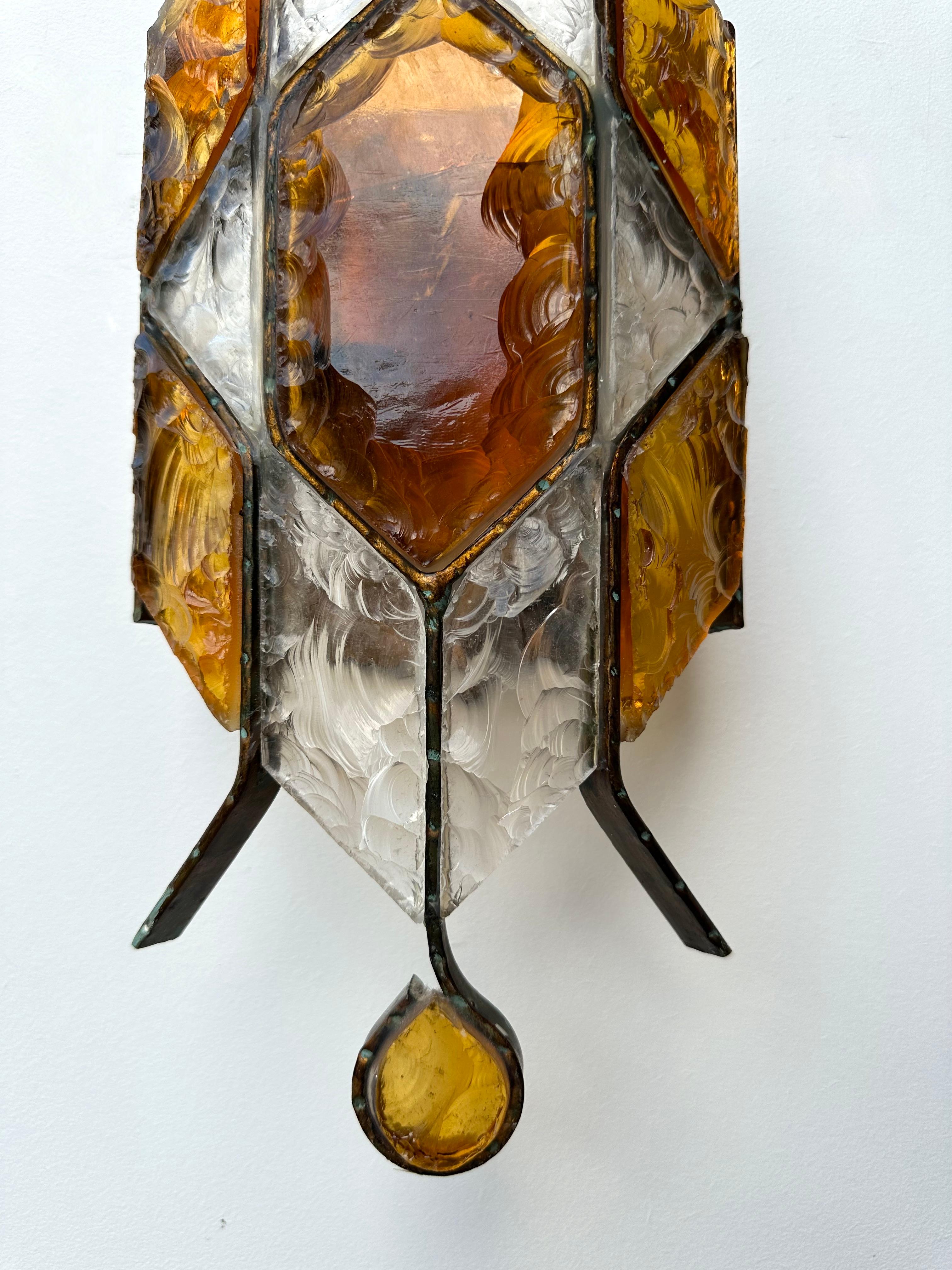 Pair of Hammered Glass Wrought Iron Sconces by Longobard, Italy, 1970s In Good Condition For Sale In SAINT-OUEN, FR