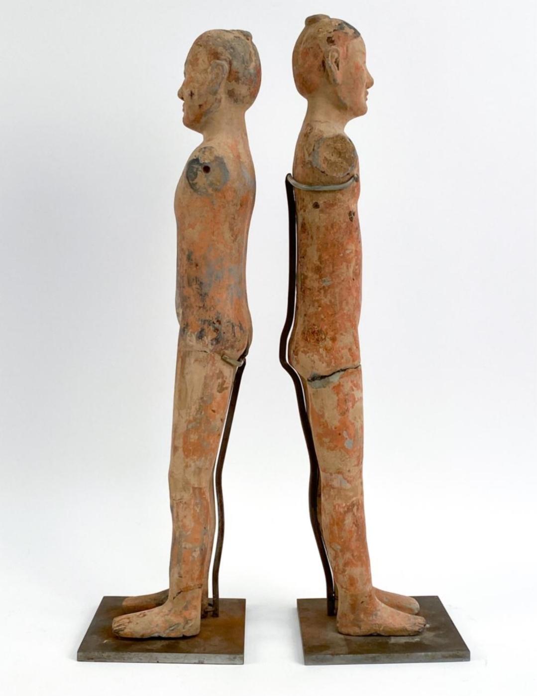 18th Century and Earlier Pair of Han Dynasty Terracotta Figures Circa 2nd Century BC For Sale