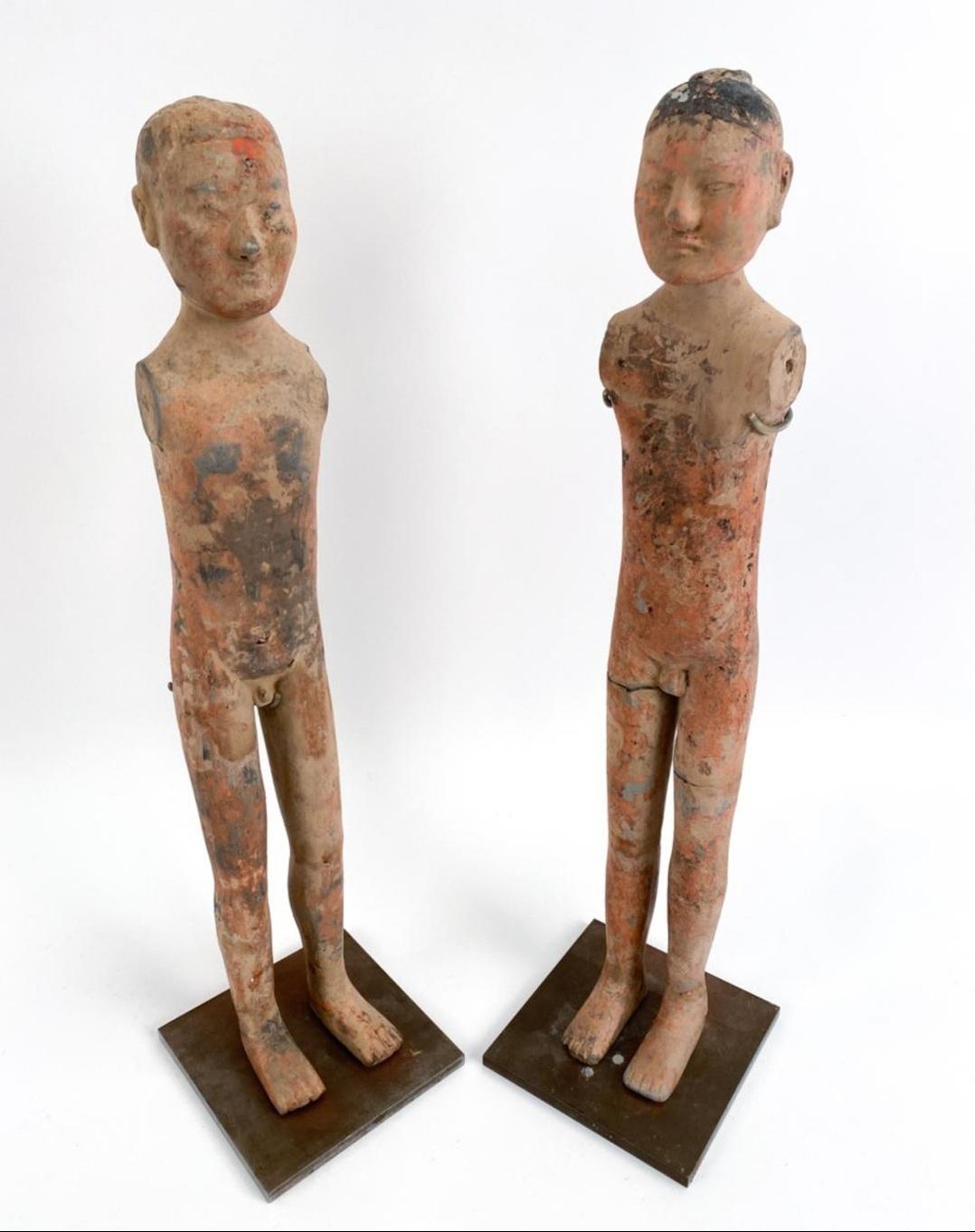 Chinese Pair of Han Dynasty Terracotta Figures Circa 2nd Century BC For Sale