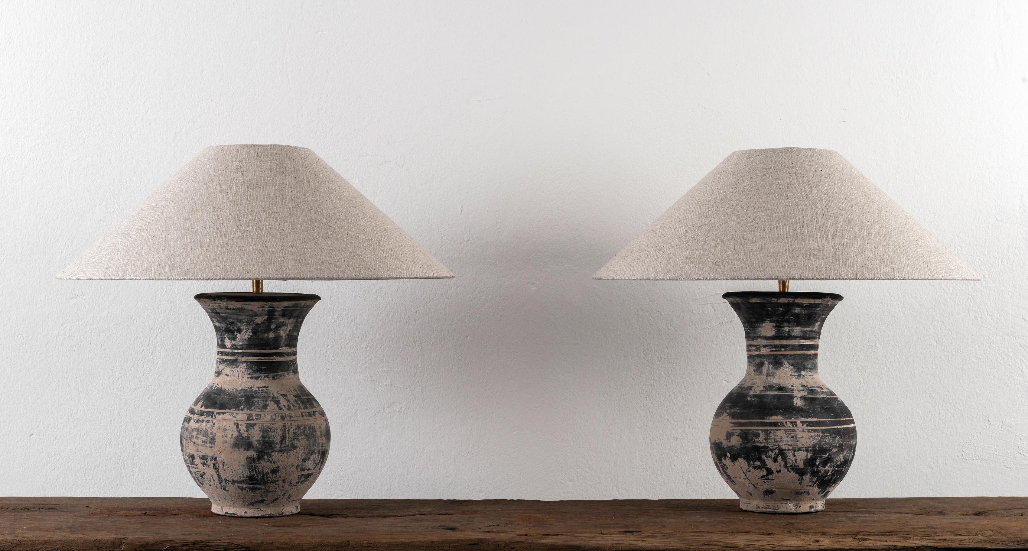 Pair of HAN Style Lamps with Handmade Belgian Linen Shades In Good Condition In Jesteburg, DE