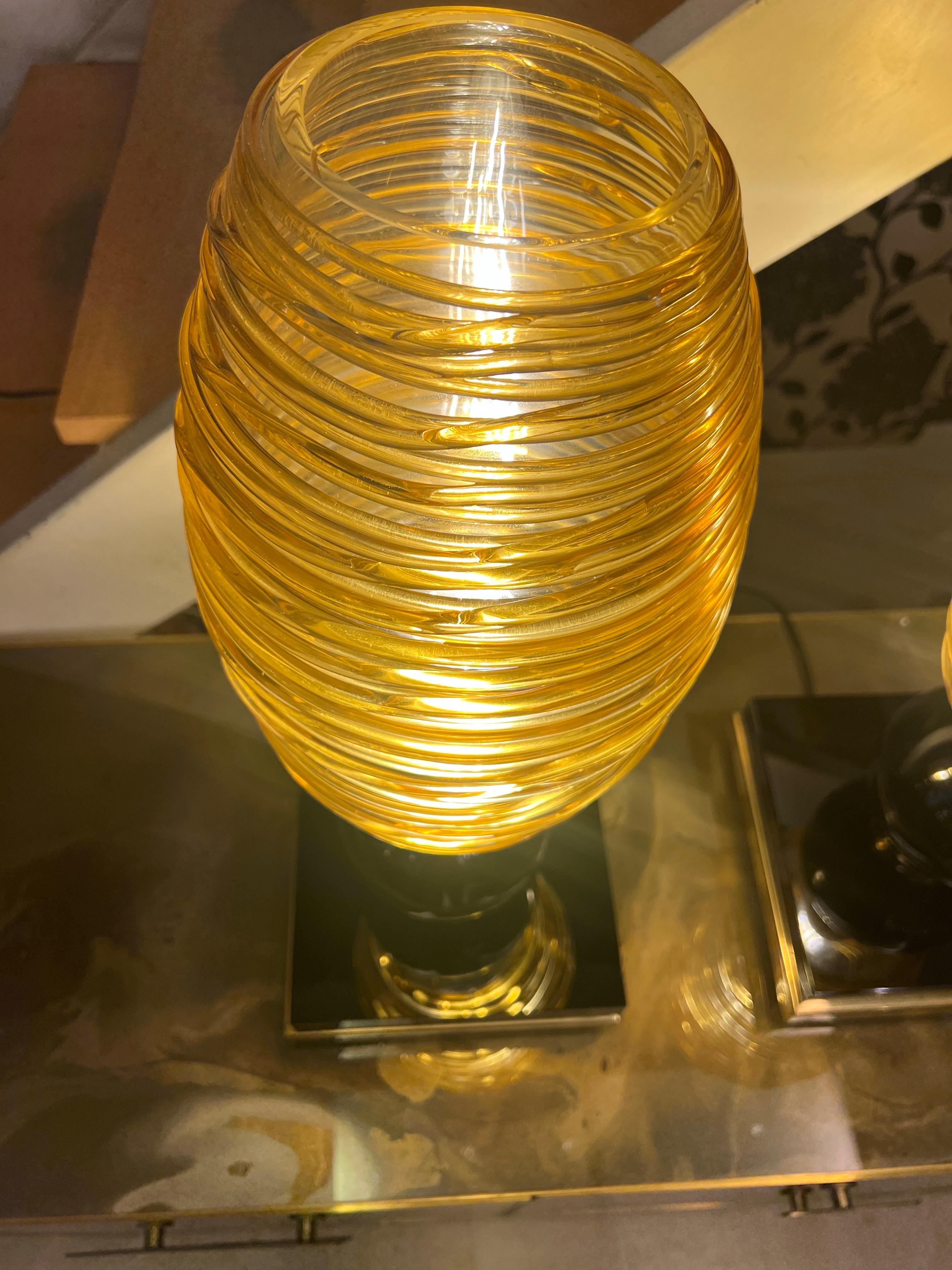 Pair of Hand-blown Amber-Colored Murano Glass Table Lamps by Vistosi Murano 1980 For Sale 12