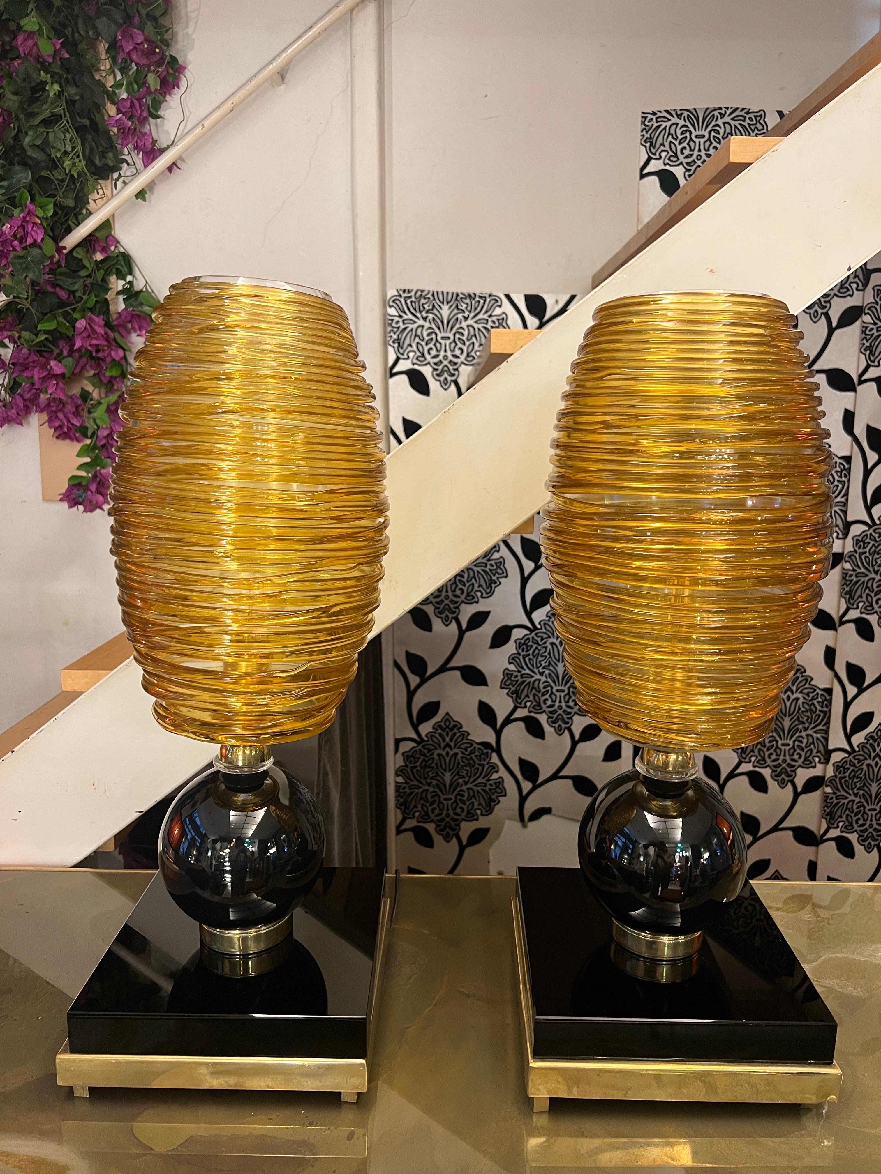 Modern Pair of Hand-blown Amber-Colored Murano Glass Table Lamps by Vistosi Murano 1980 For Sale