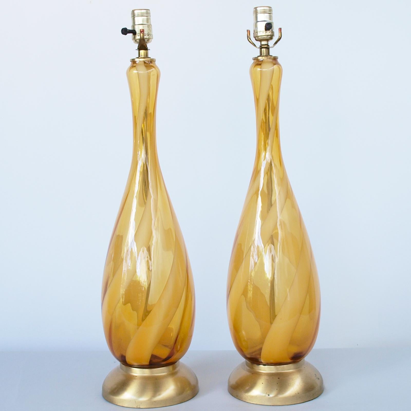 Mid-Century Modern Pair of Hand-Blown Empoli Glass Bottle-Form Table Lamps For Sale