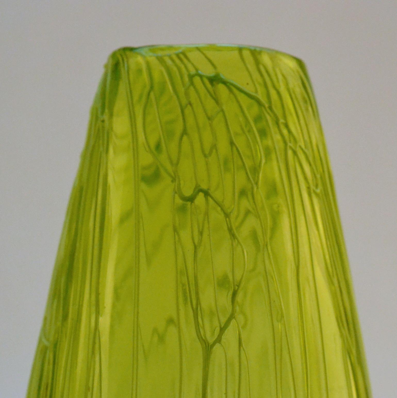 Pair of Hand Blown Glass Acid Green Veined Vases In Excellent Condition For Sale In London, GB