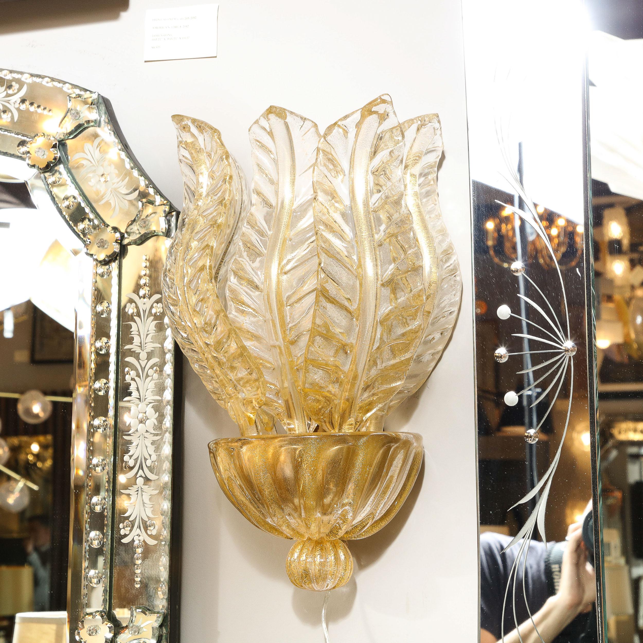 Pair of Hand-Blown Modernist Murano Foglia D'oro Glass Leaf Form Sconces For Sale 6