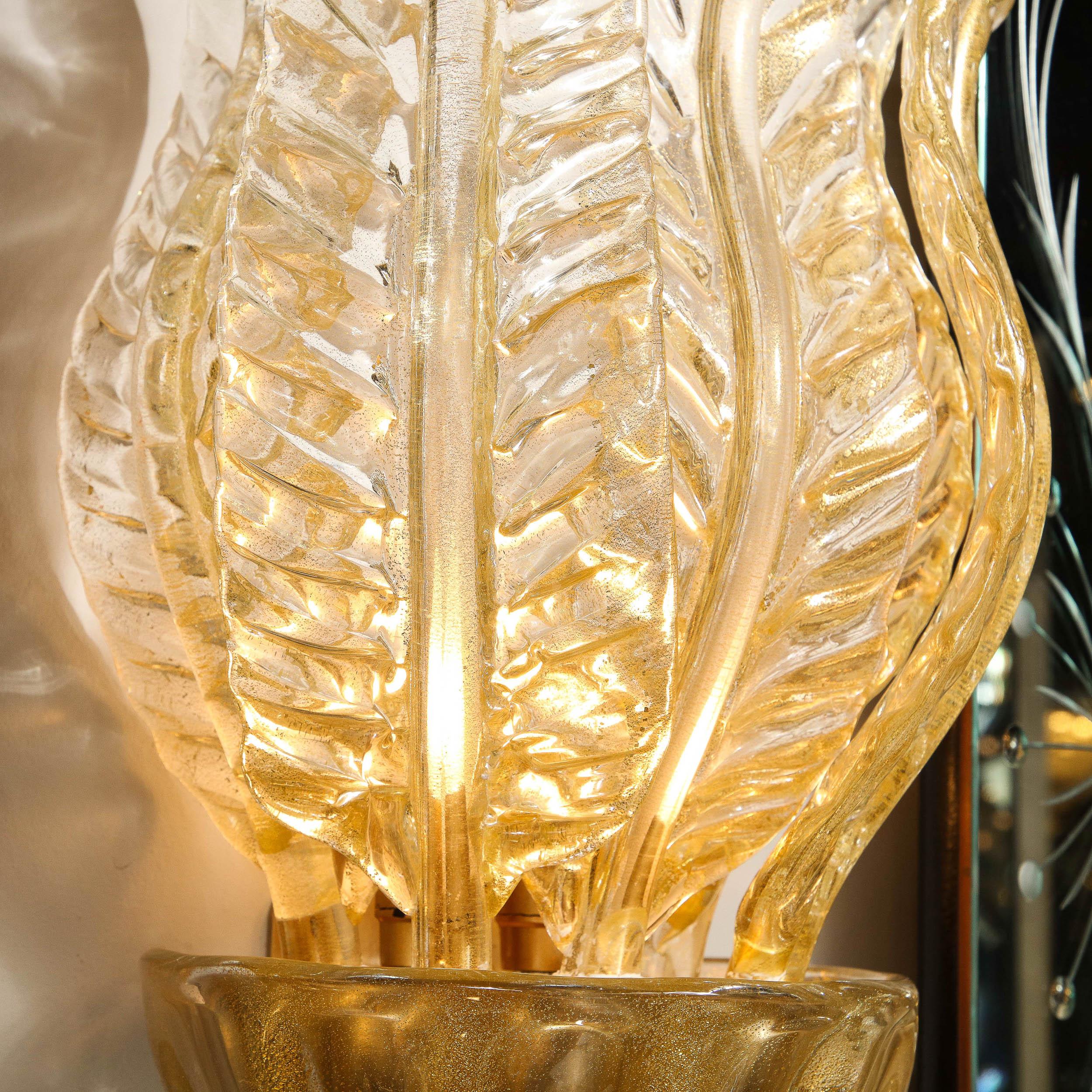 Pair of Hand-Blown Modernist Murano Foglia D'oro Glass Leaf Form Sconces For Sale 2