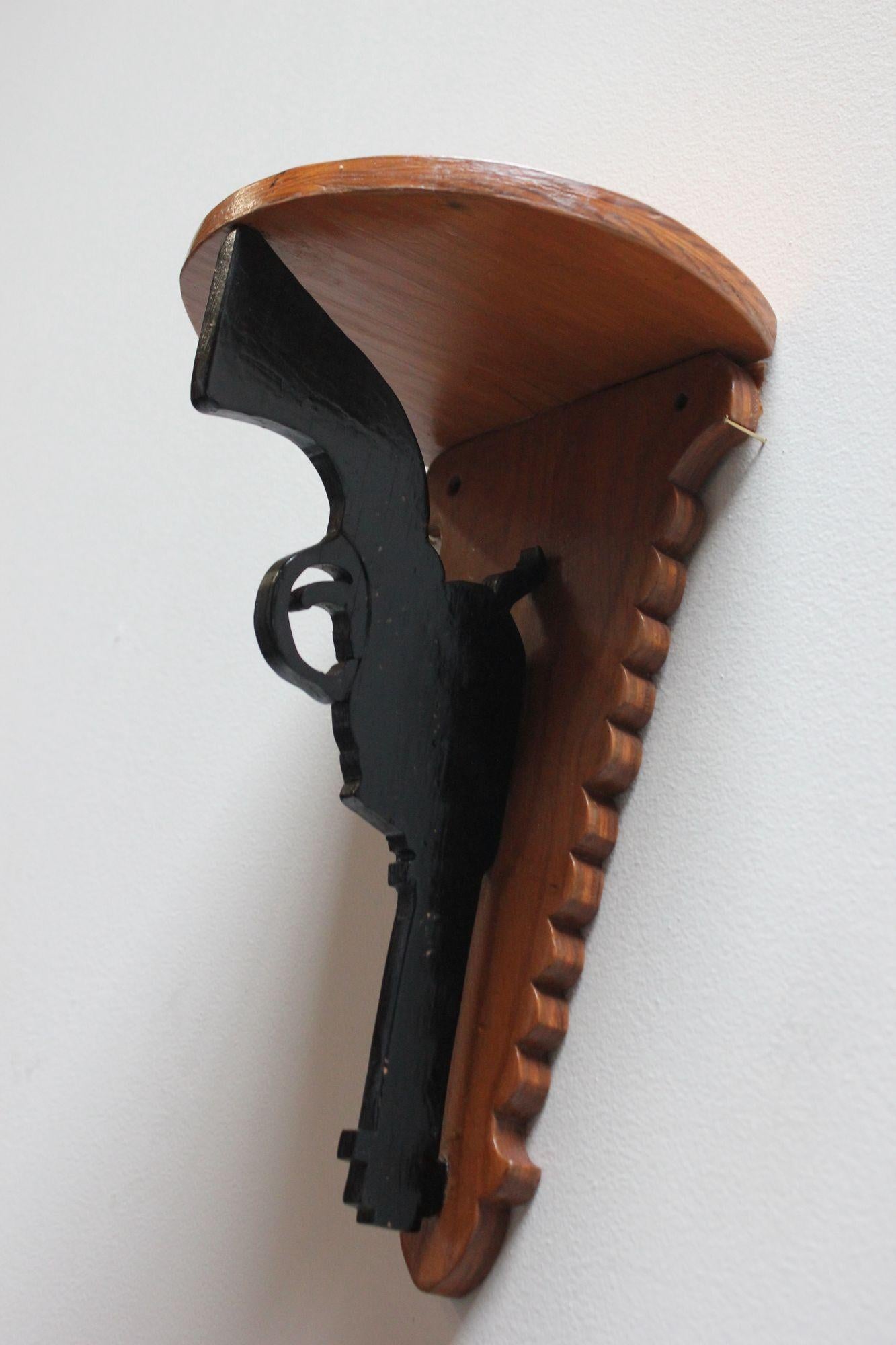 Pair of Hand-Carved and Painted Folk Art Pistol Wall Brackets / Corner Shelves For Sale 2