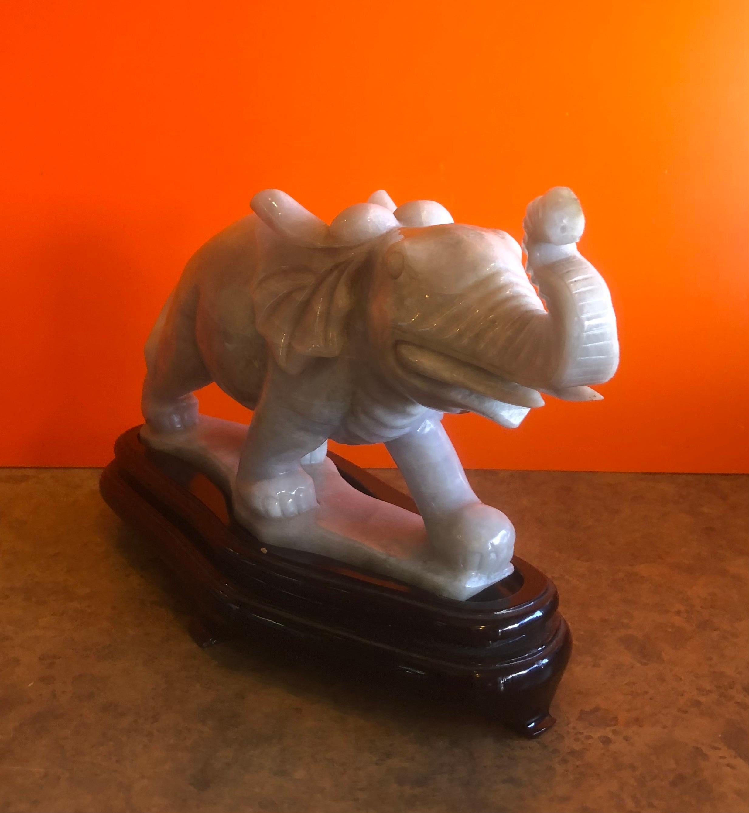 Pair of Hand Carved Elephant Sculptures on Bases in White Jade For Sale 3