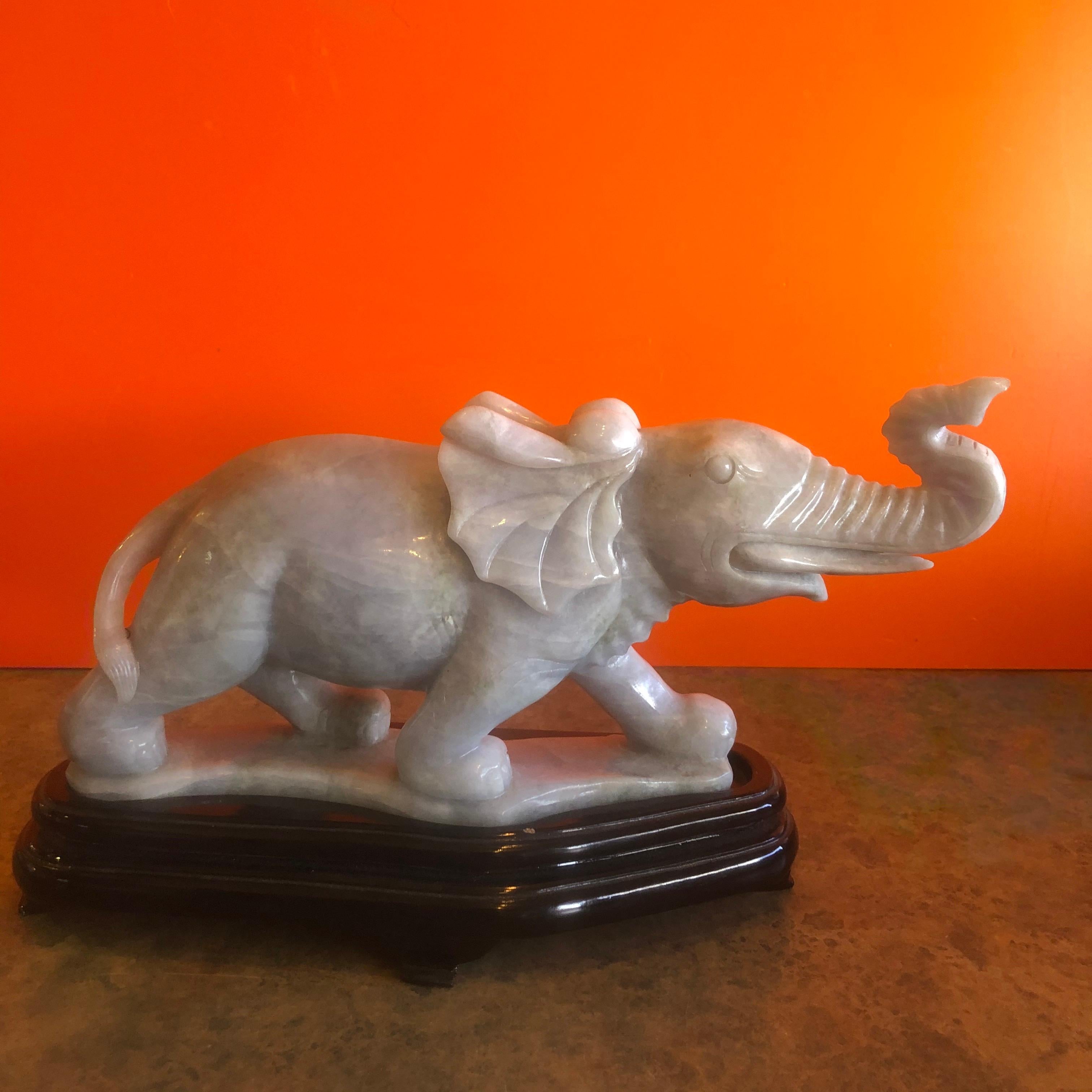 Pair of Hand Carved Elephant Sculptures on Bases in White Jade For Sale 2