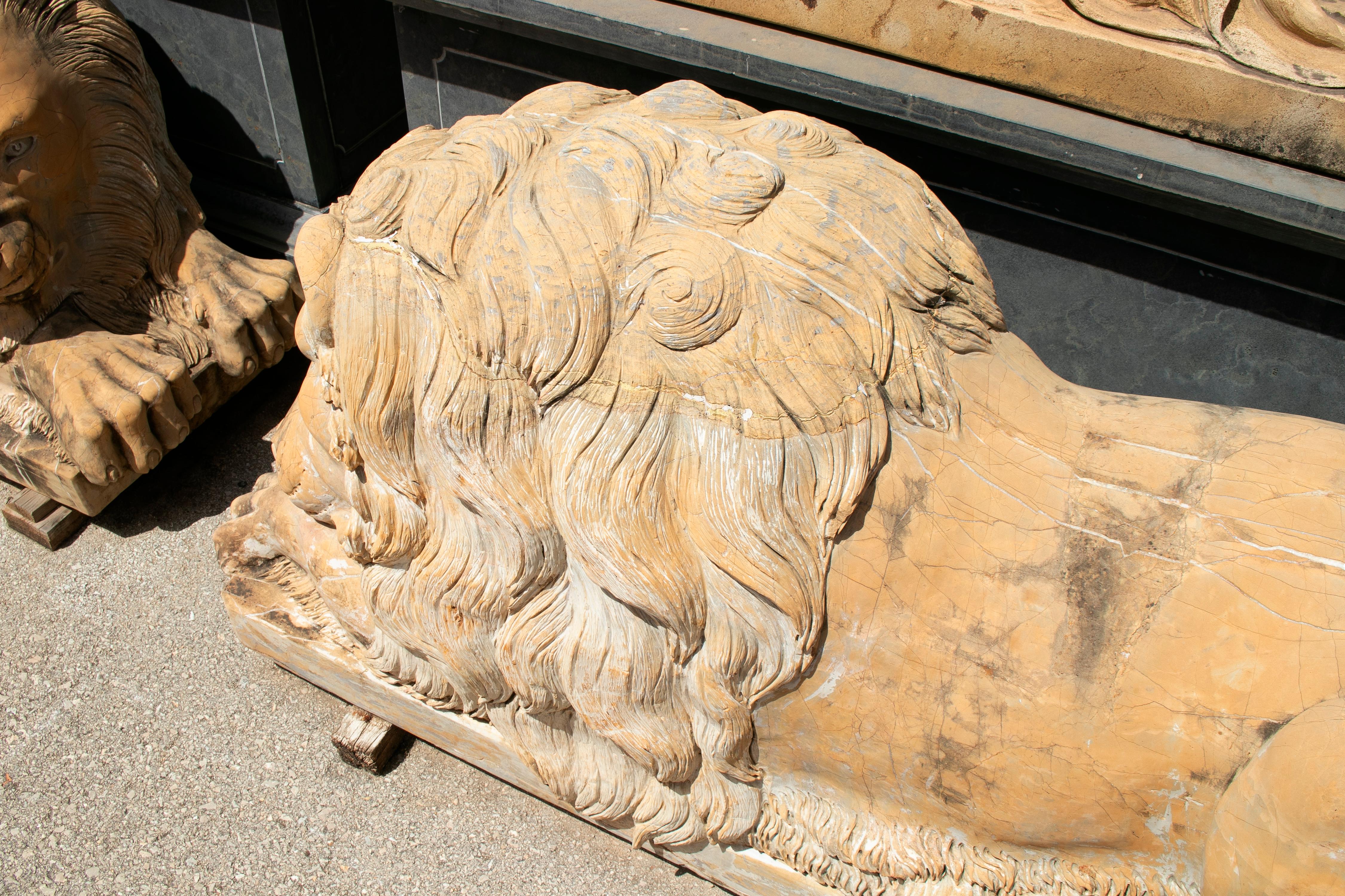 Pair of Hand Carved Giallo Cream Marble Lying Lions 7