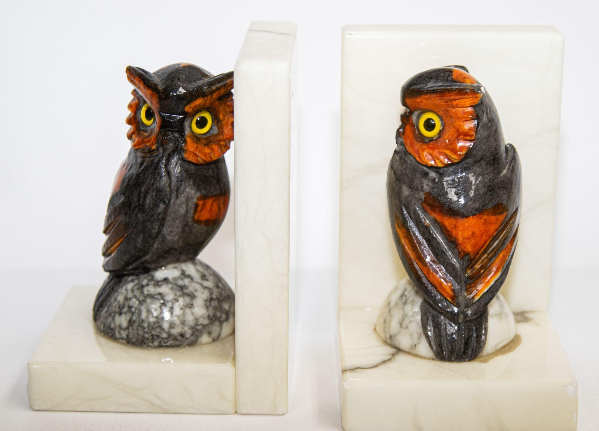 Art Deco Pair of Hand-Carved Italian Alabaster Owl Bookends 1950's