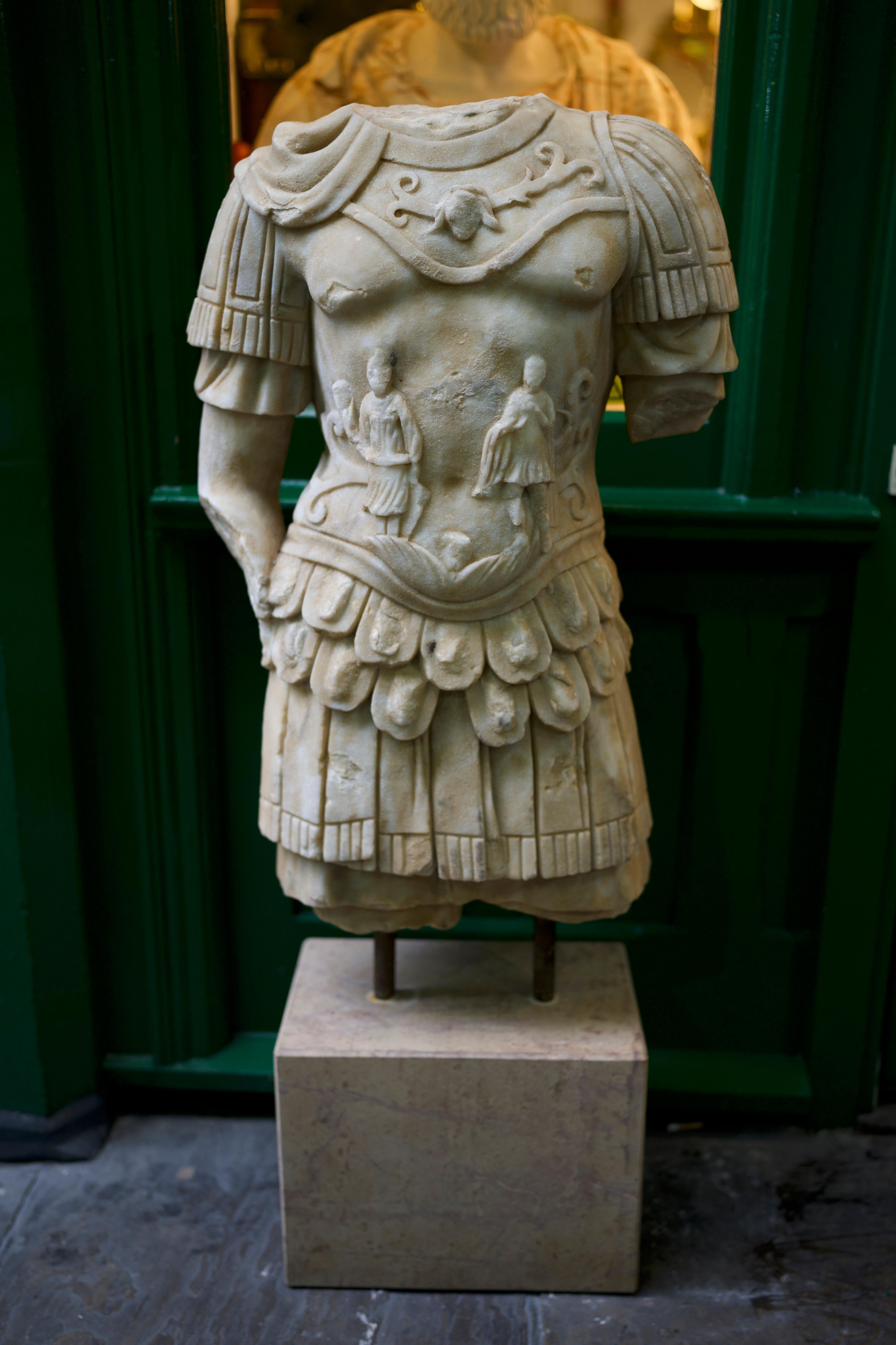 Pair of Hand-Carved Marble Sculpture of Roman Soldier In Excellent Condition In Southall, GB