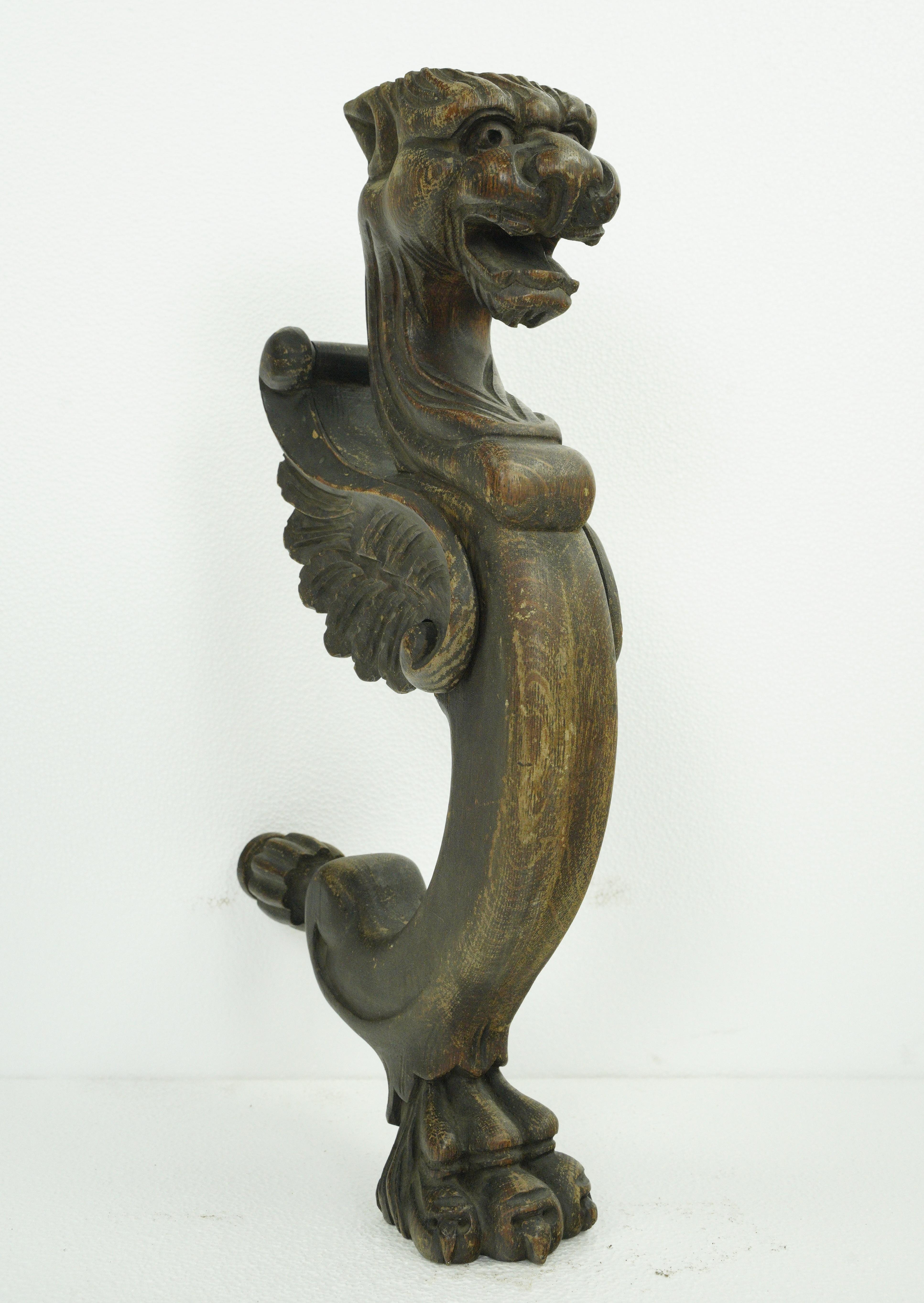 20th Century Pair of Hand Carved Pine Wood Griffins Parts For Sale
