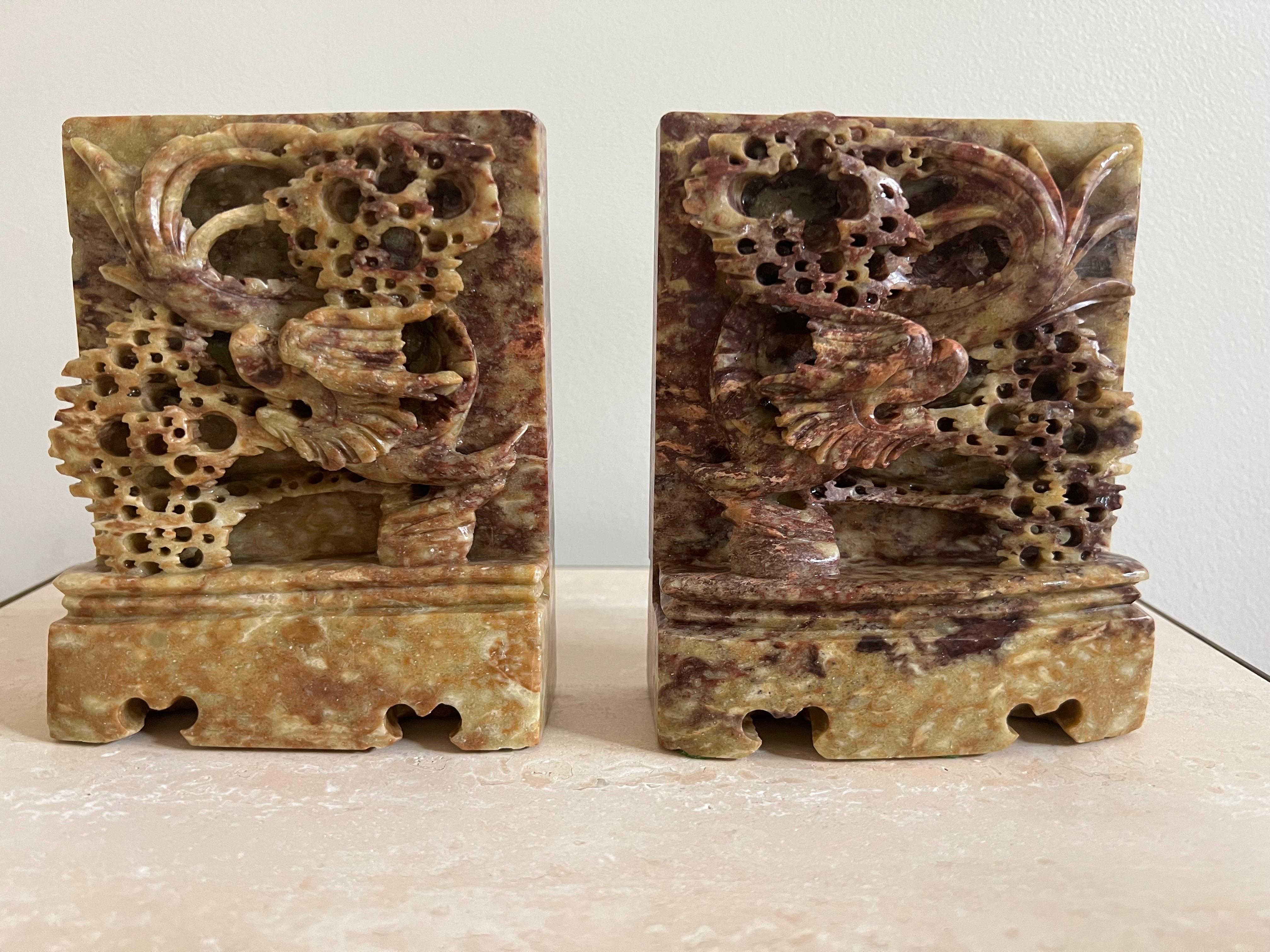 bookends dragon