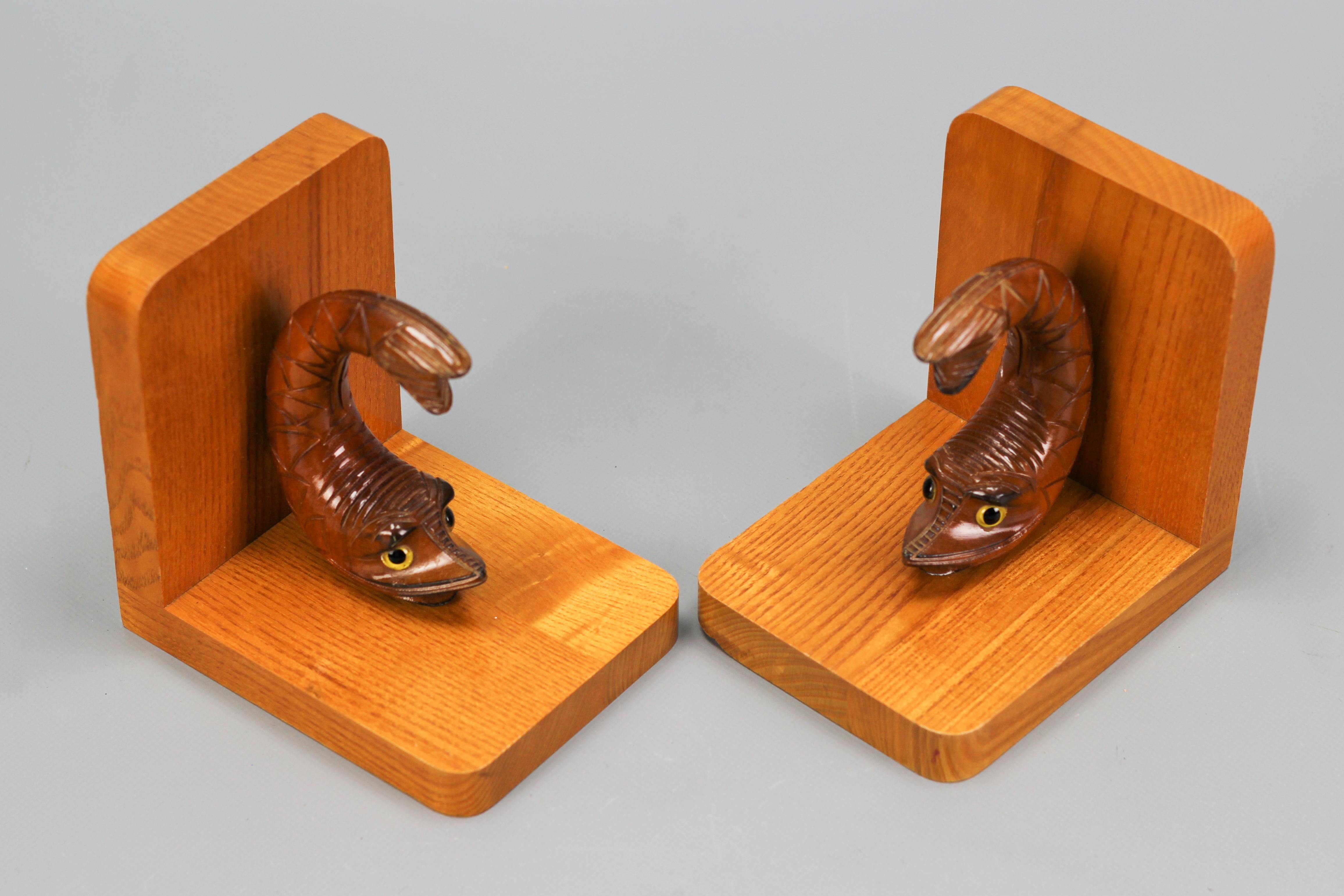 Pair of Hand Carved Wooden Bookends Sturgeons, Germany, 1970s For Sale 5