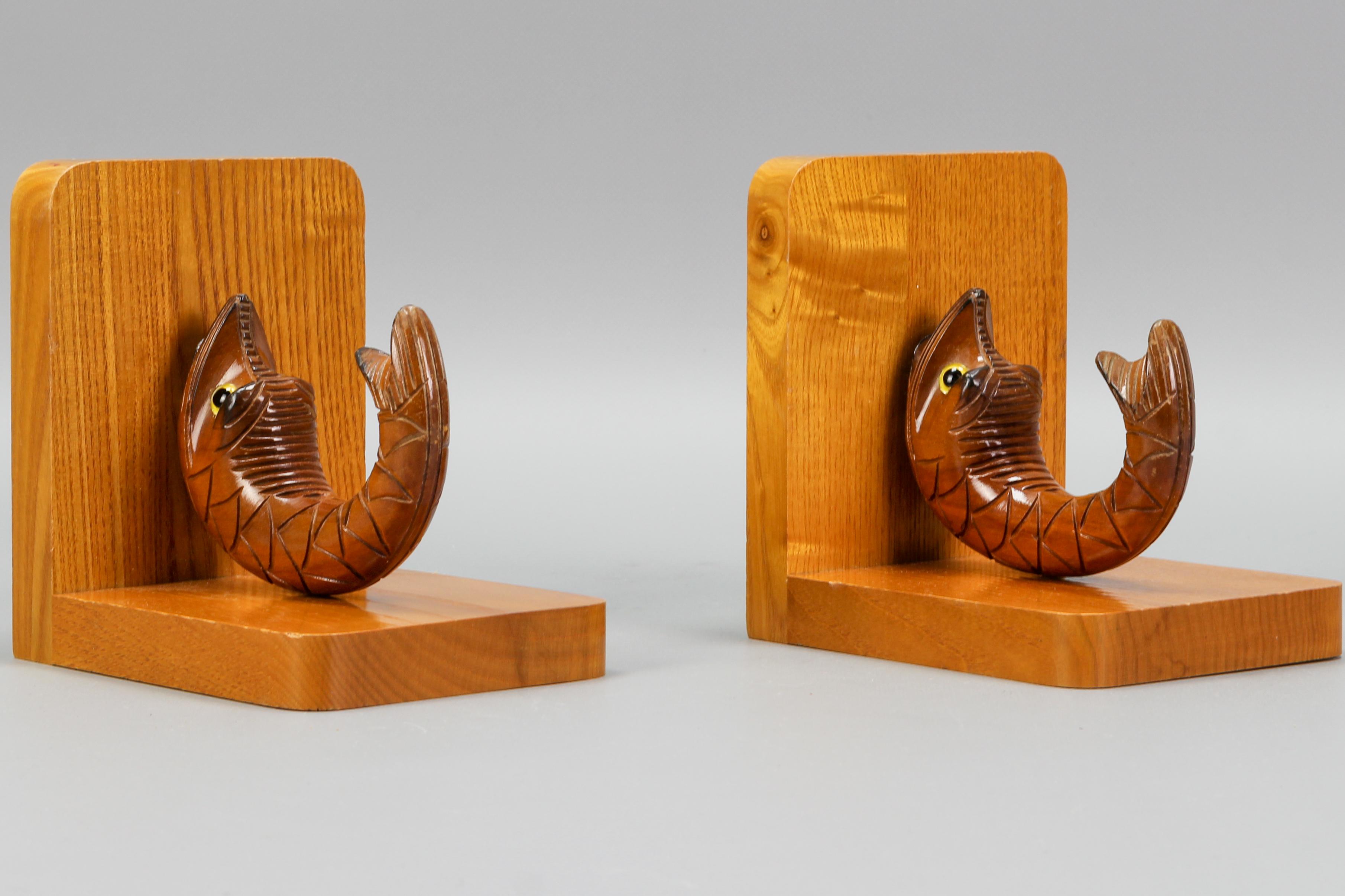 Pair of Hand Carved Wooden Bookends Sturgeons, Germany, 1970s For Sale 8