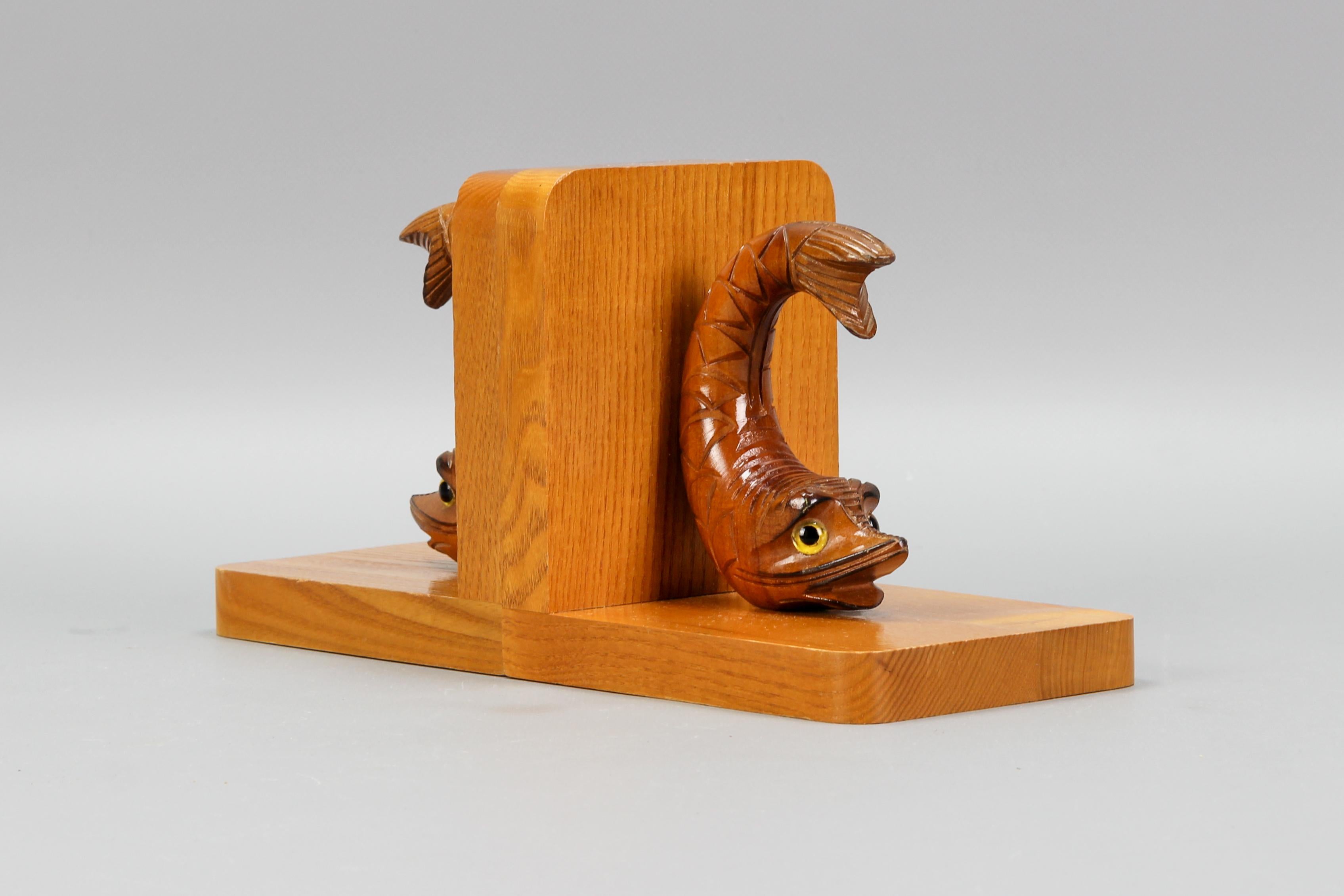 Hand-Carved Pair of Hand Carved Wooden Bookends Sturgeons, Germany, 1970s For Sale