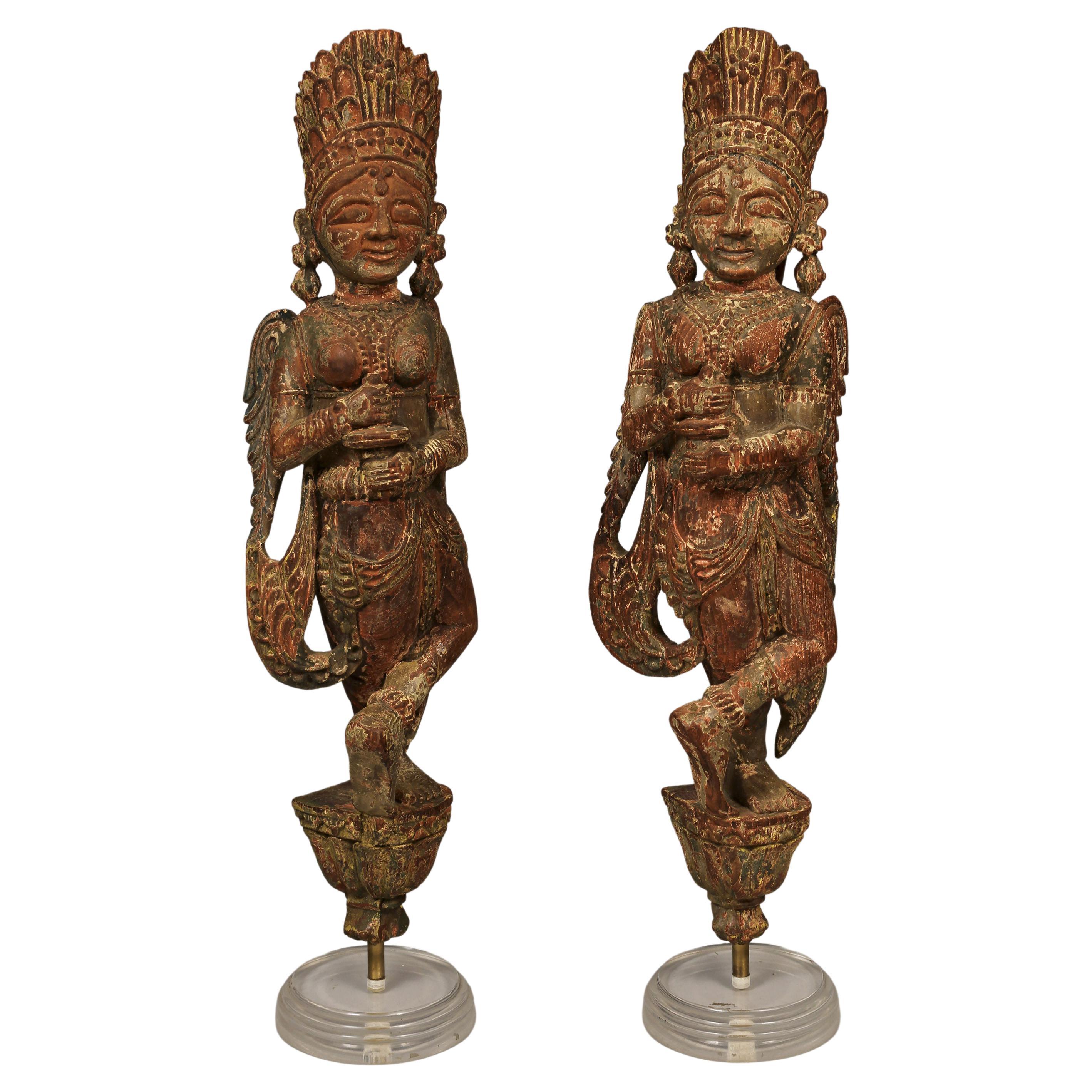 Pair of Hand-Carved Wooden Gujarati Chariot Angels from 18th/19th Century For Sale