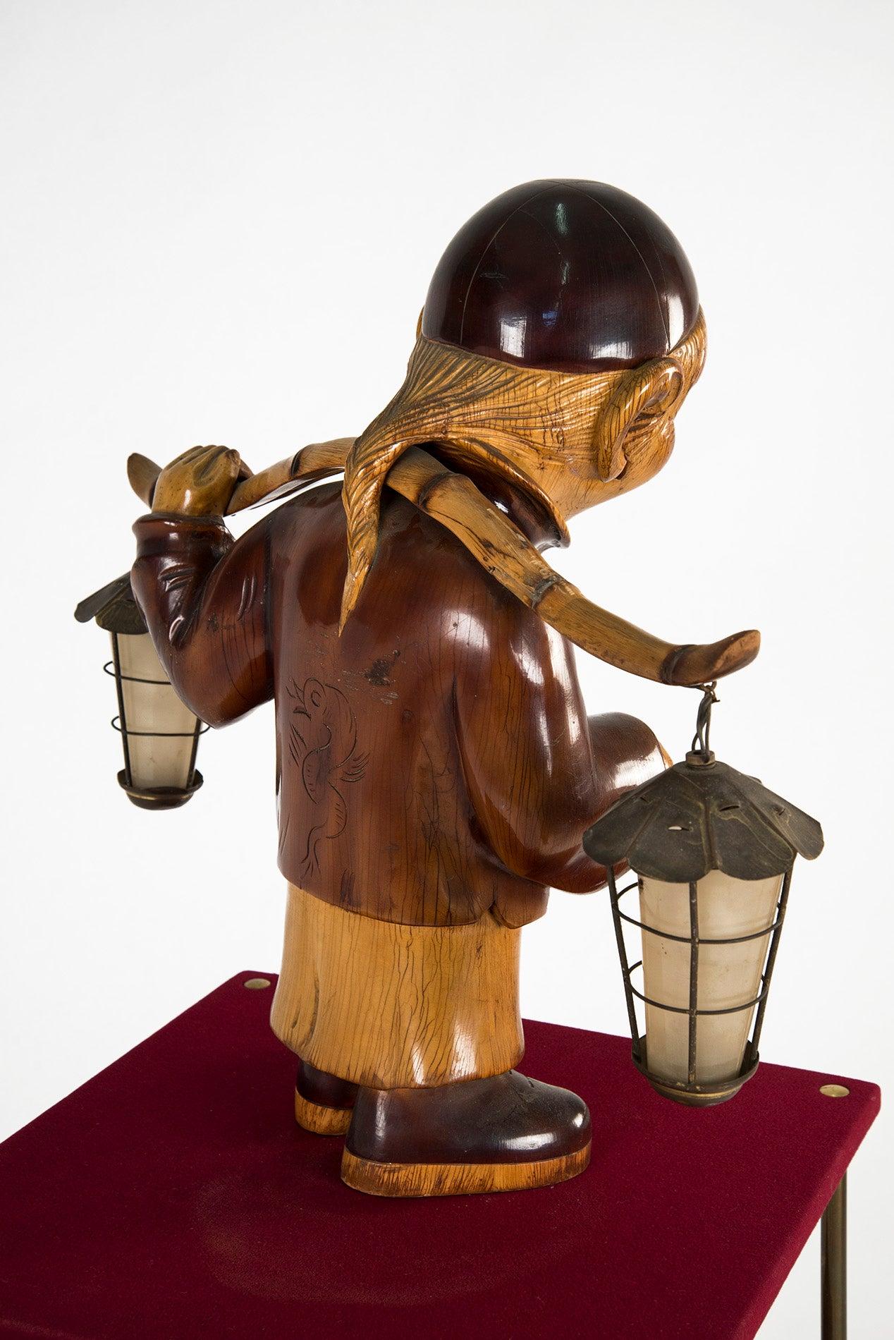 Paire de lampes de table en bois sculpté à la main:: Italie:: années 1950 en vente 1
