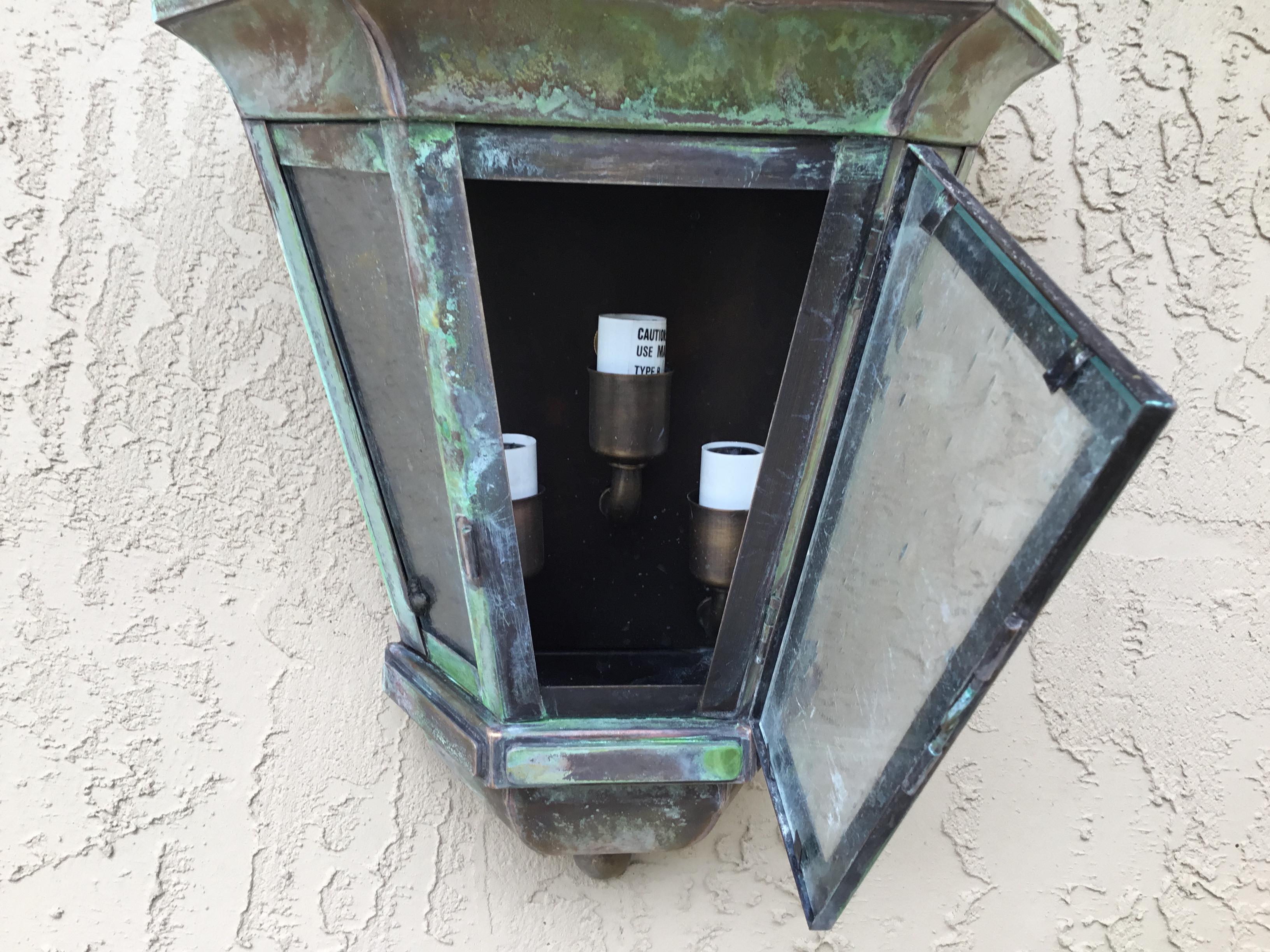 Pair of Handcrafted Solid Brass Wall Lanterns In Good Condition In Delray Beach, FL