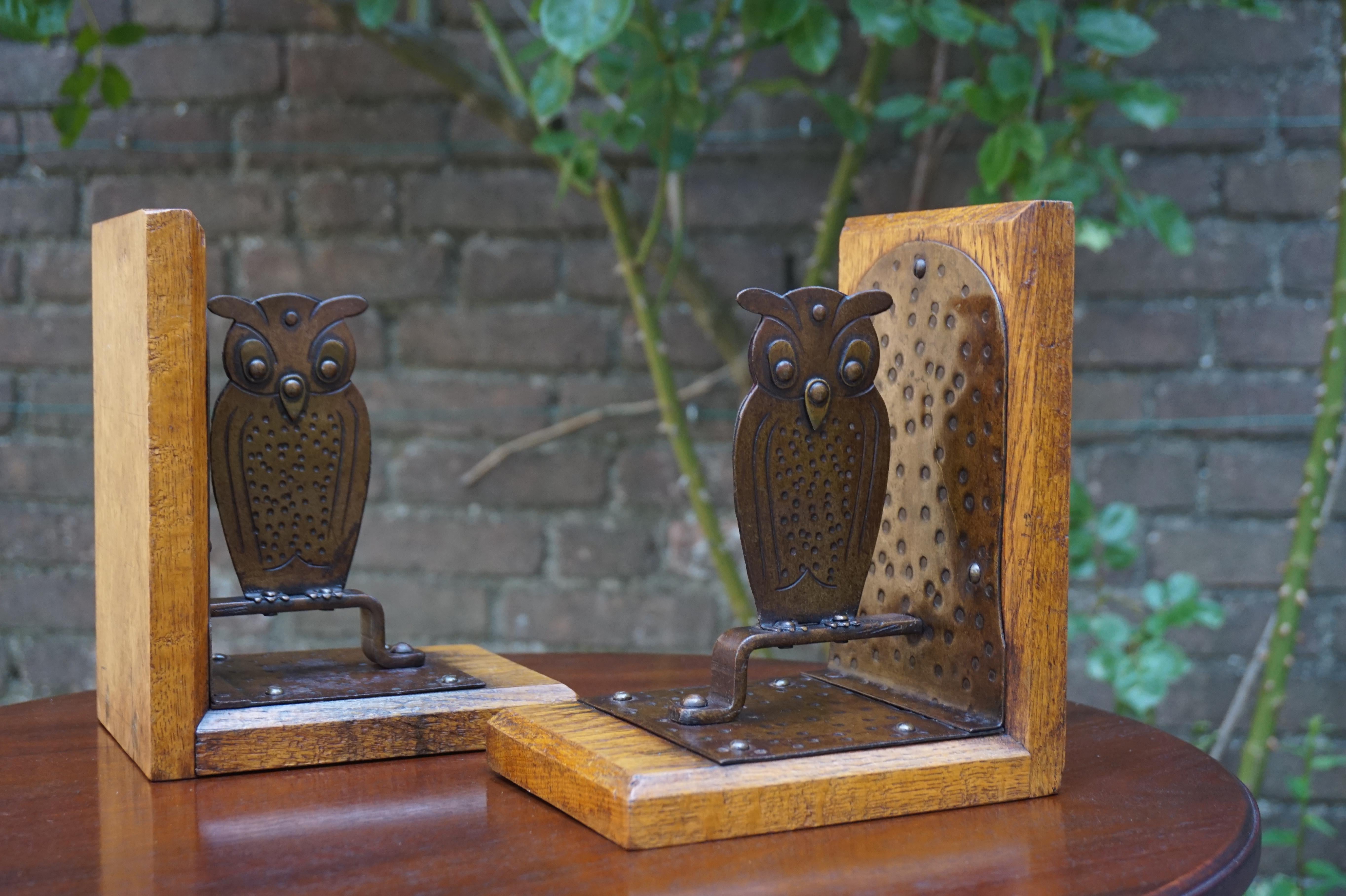 Pair of Hand Hammered Arts & Crafts Metal Owl Bookends by Goberg, Hugo Berger 6