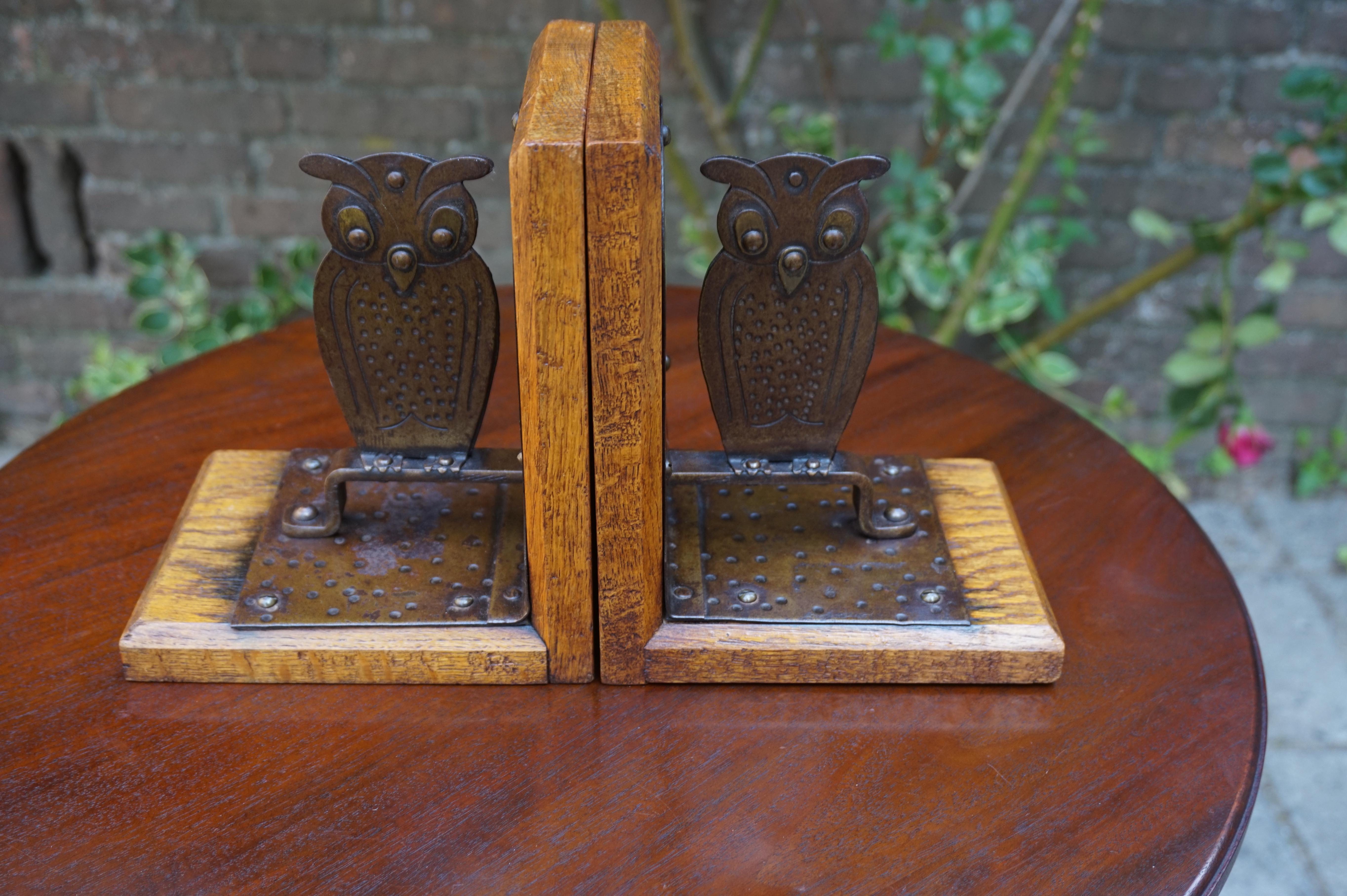 German Pair of Hand Hammered Arts & Crafts Metal Owl Bookends by Goberg, Hugo Berger