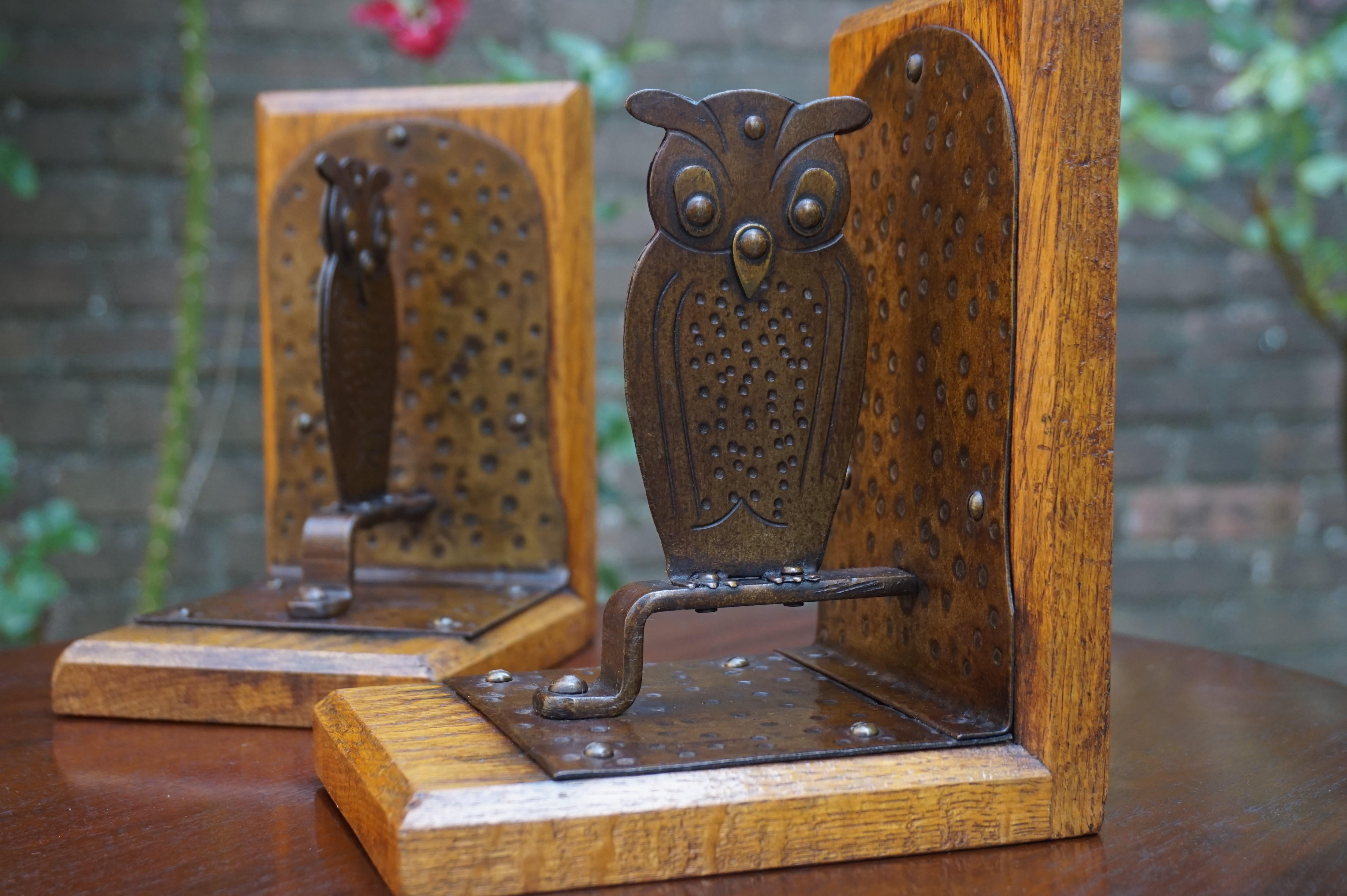 Pair of Hand Hammered Arts & Crafts Metal Owl Bookends by Goberg, Hugo Berger 3