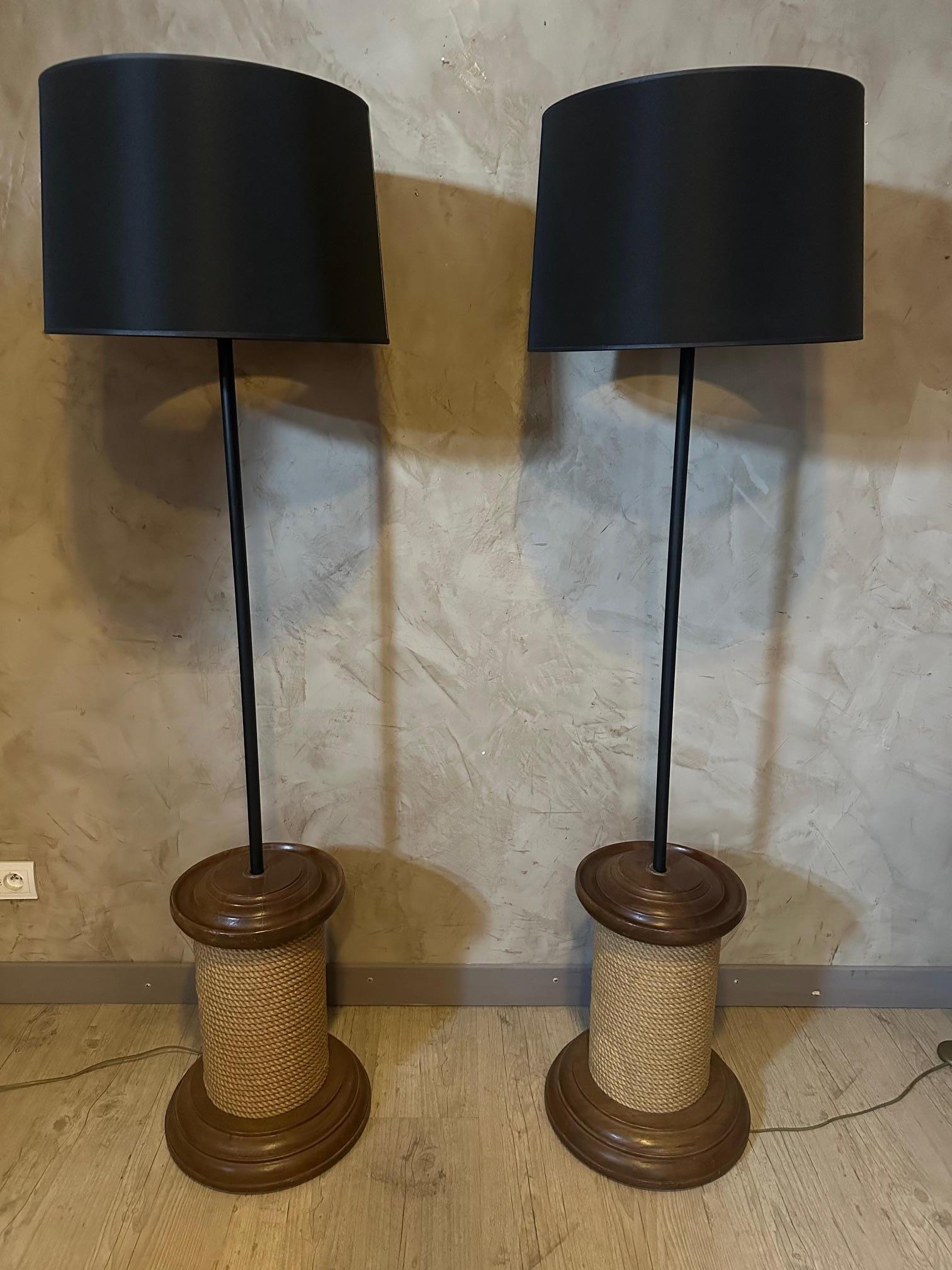 Pair of Hand Made Floor Lamp In Good Condition For Sale In LEGNY, FR