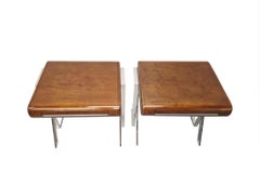 Paar Hand Made Mid Century Design Nussbaum und Chrom Nachttische oder Beistelltische
