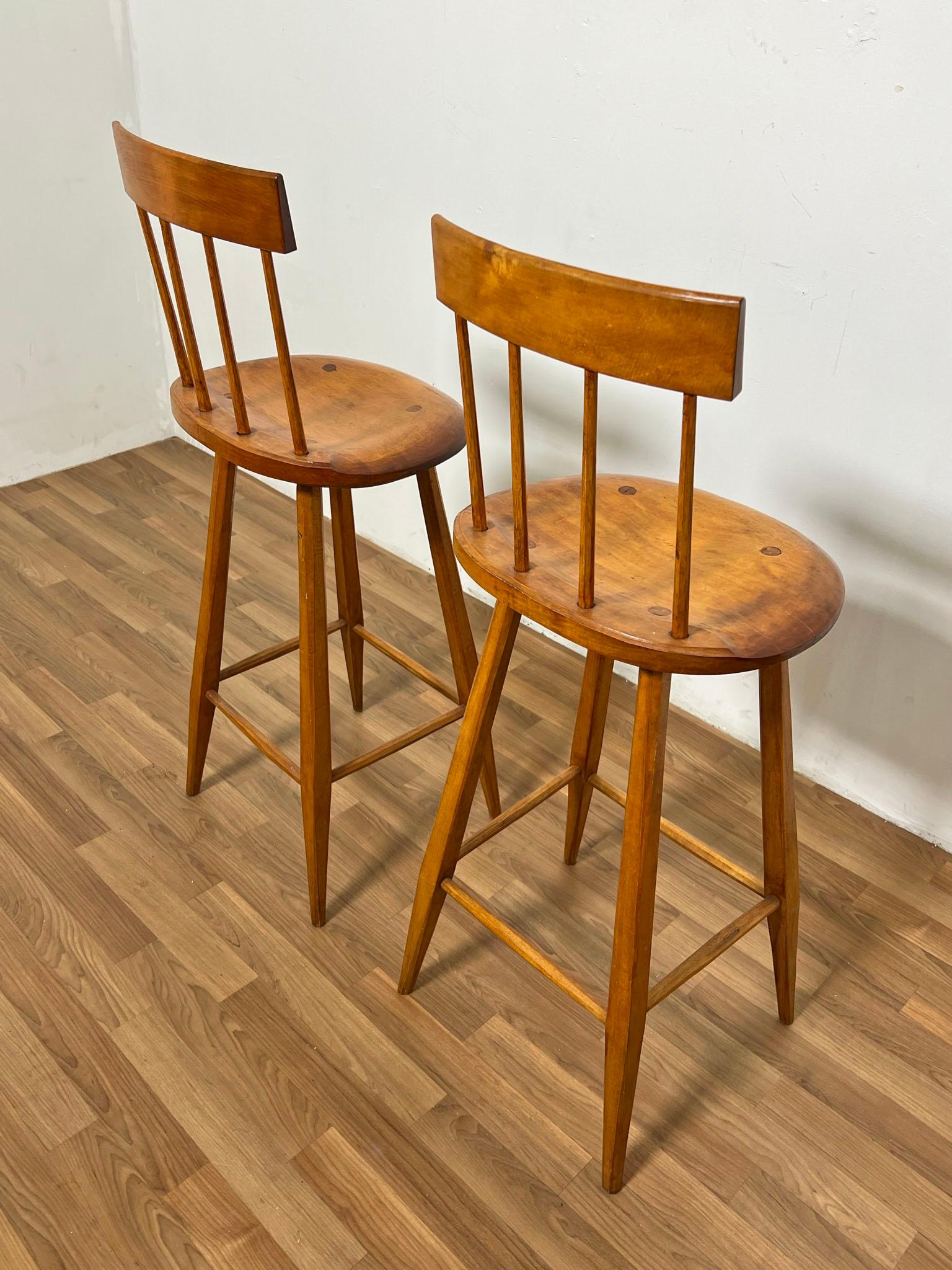 Pair of Hand Made Studio Craft Bar Stools by Bill Woodhead, D. 1985 For Sale 3