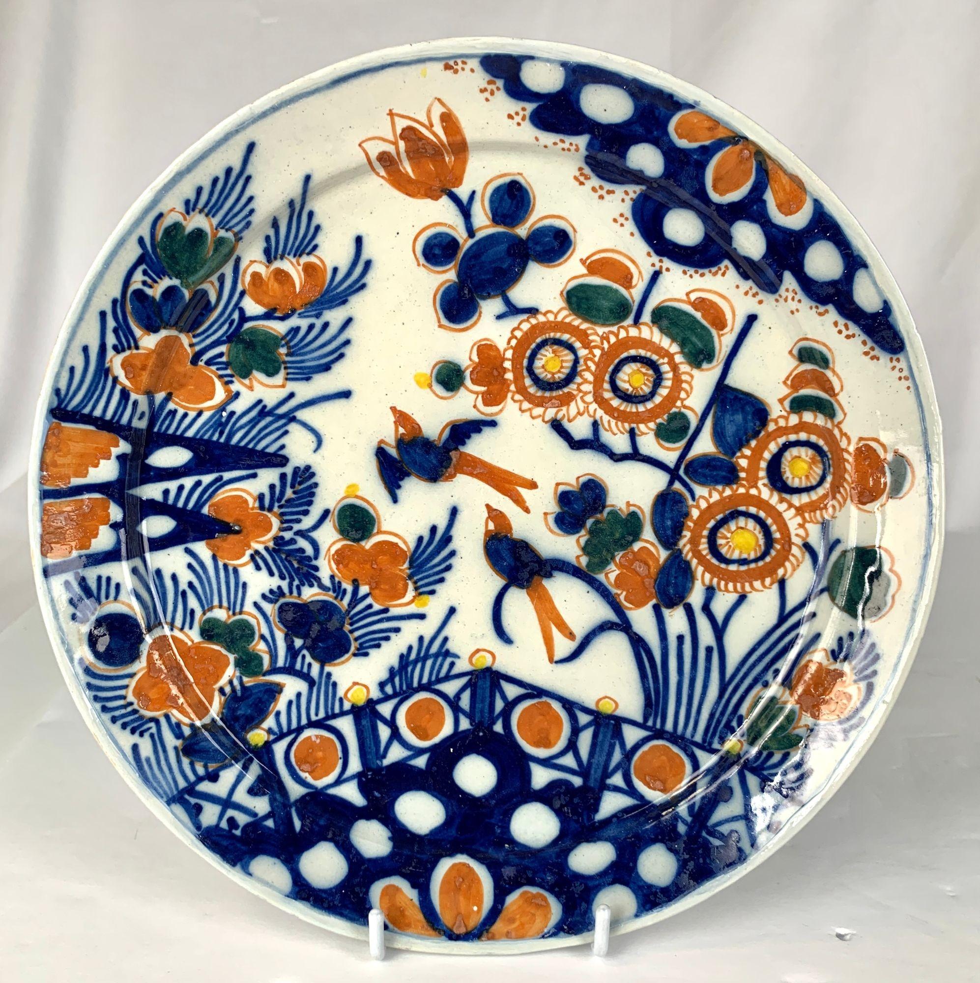 Hand-Painted Pair Dutch Delft Hand Painted Imari Dishes 18th Century Circa 1780 For Sale