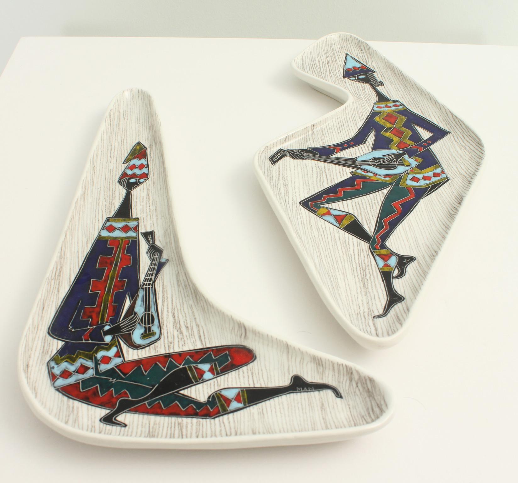 Pair of Hand Painted Freeform Dishes, Italy, 1950's In Good Condition For Sale In Barcelona, ES