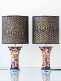 Pair of Hand-Painted Imari Table Lamps, Dutch Delft, New Japanese Lampshades
