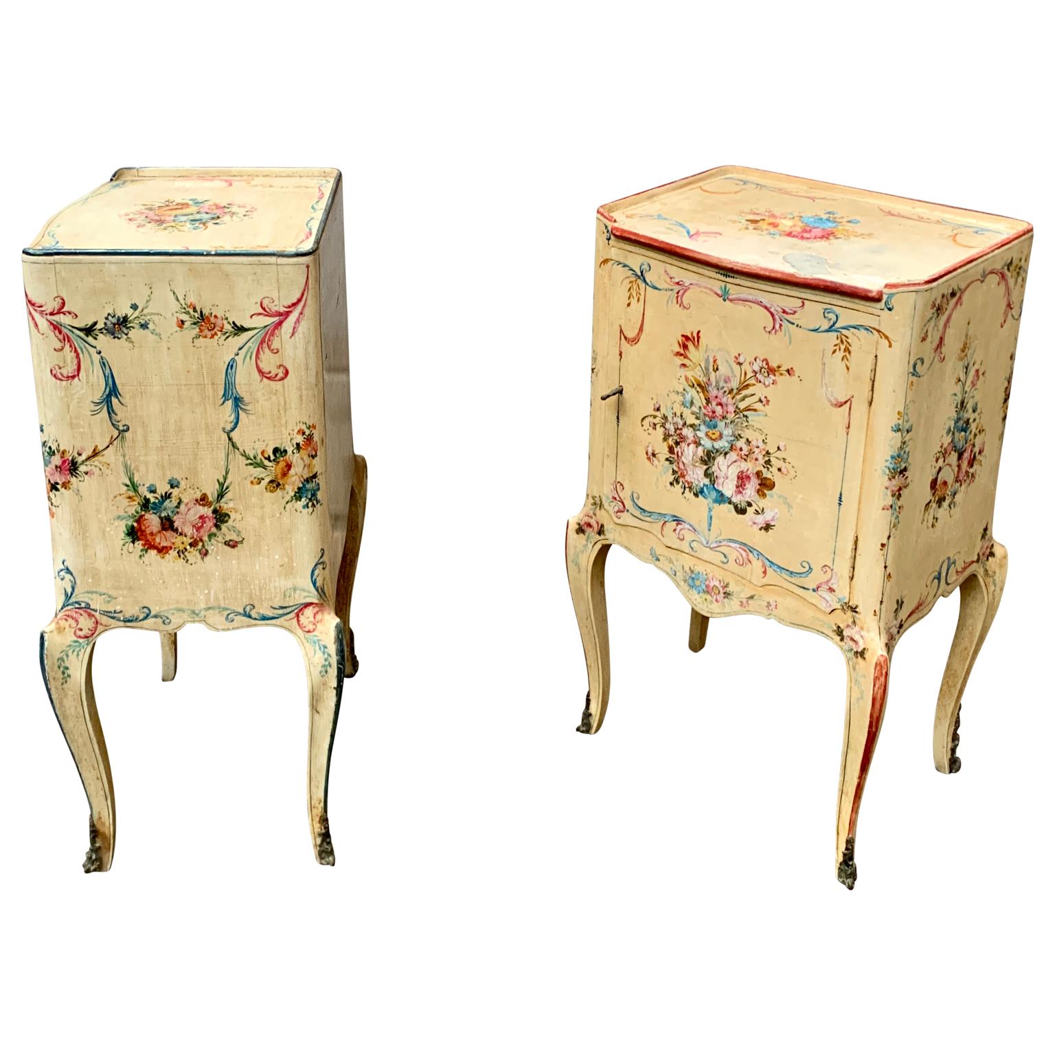 Mid-20th Century Pair of Hand Painted Italian Rococo Nightstands For Sale