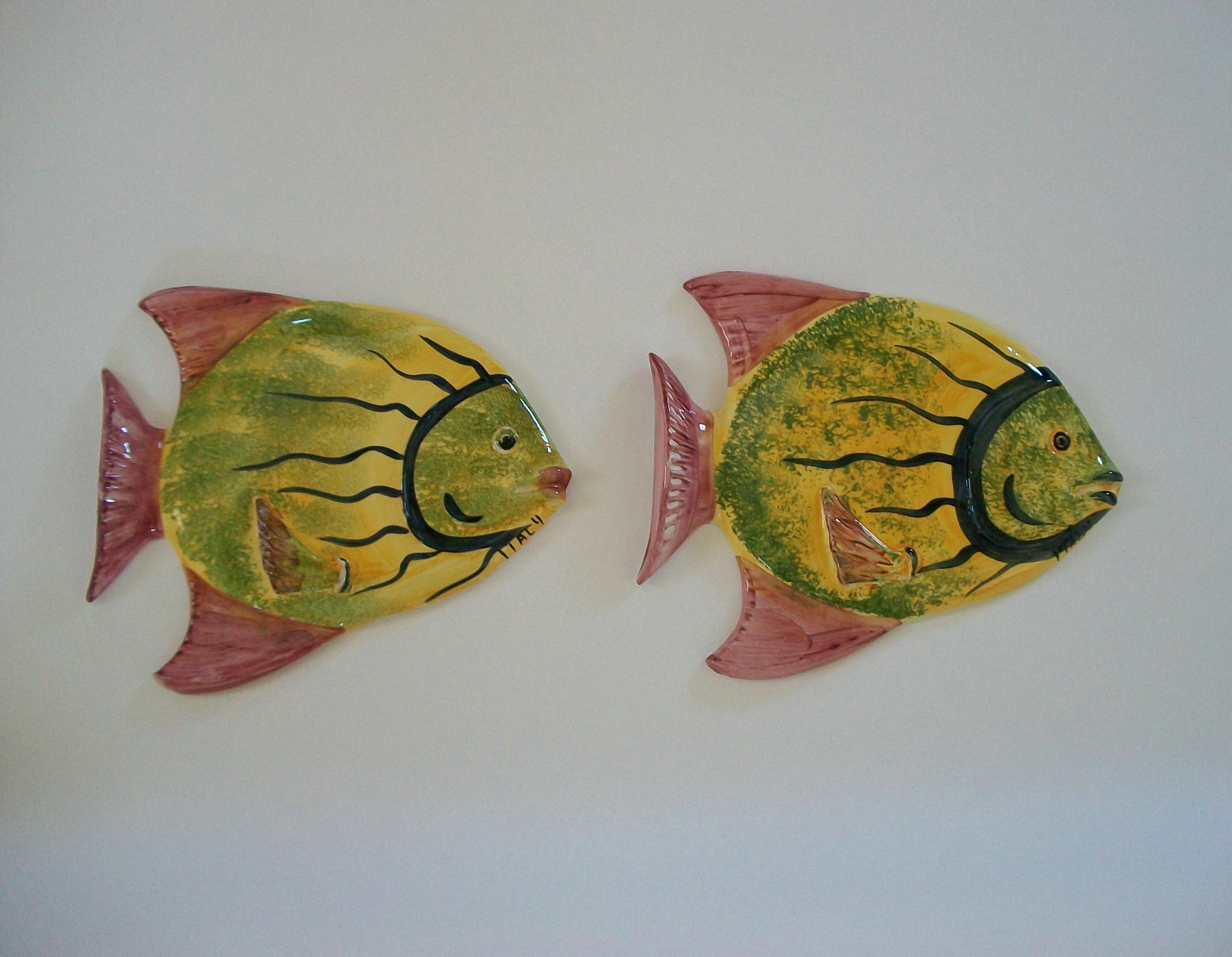 Mid-Century Modern Paire d'appliques murales 