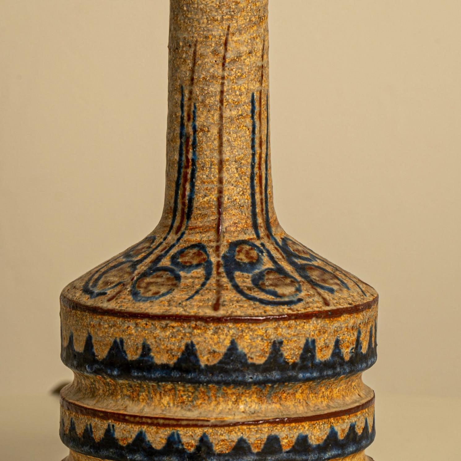 Céramique Paire de lampes de table sculpturales peintes à la main pour Soholm, Danemark, années 1960 en vente
