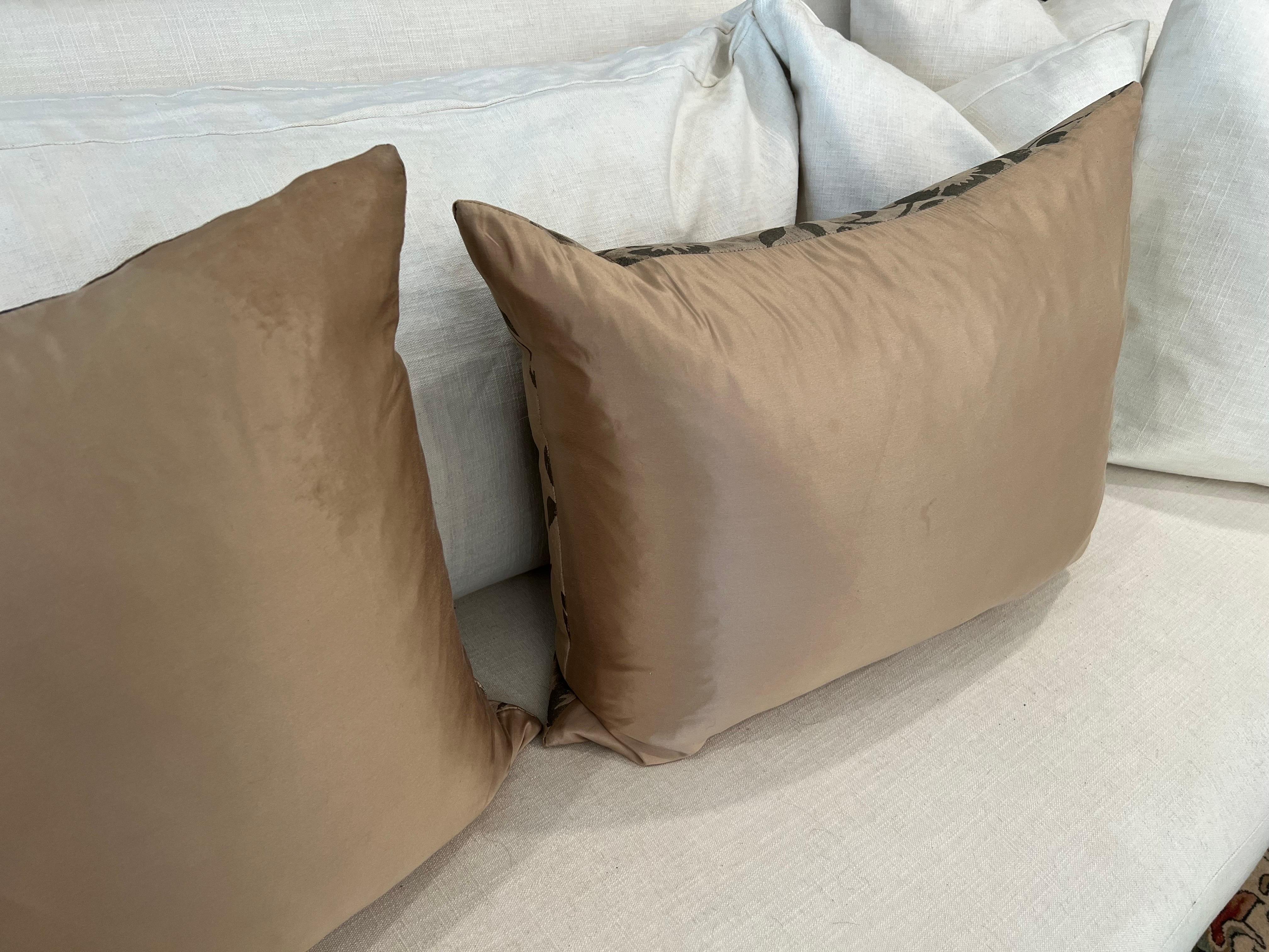 Pair of Hand Painted Velvet Lumbar Pillows on Silk For Sale 1