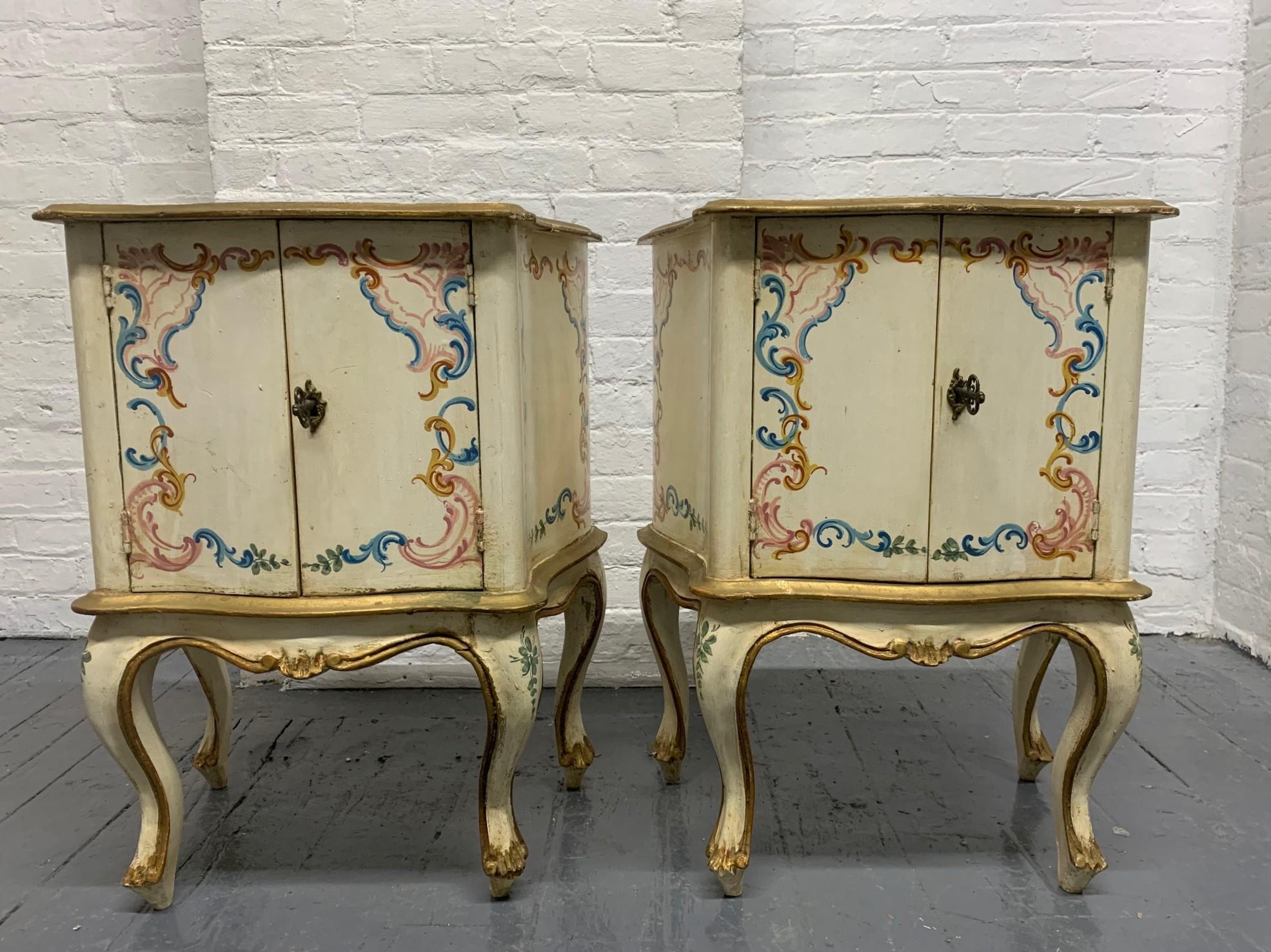 Pair of painted Venetian cabinets or nightstands. Made in Italy, 1950s. Original brass hardware and gold gilt trim.