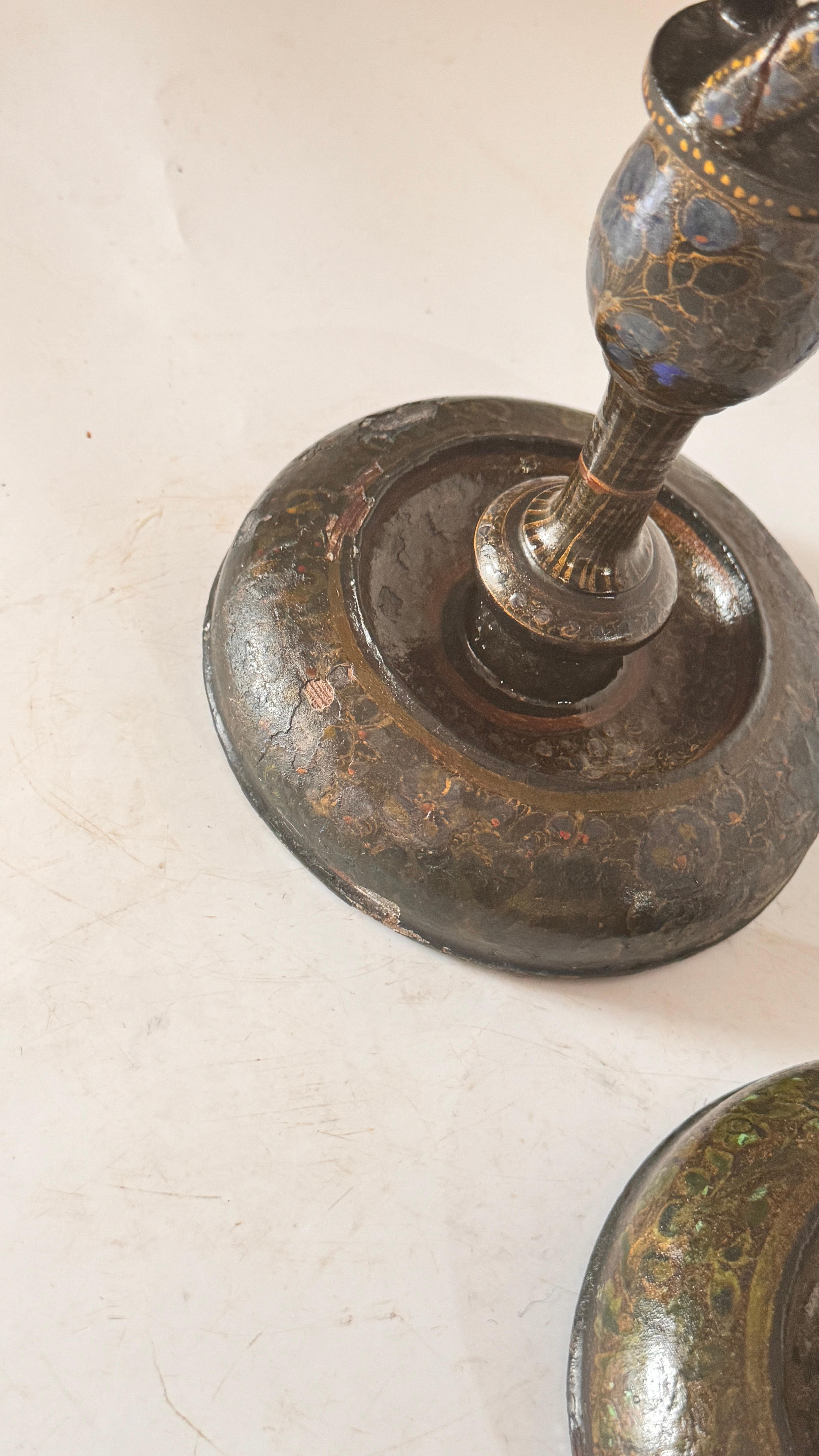 Pair of Hand-Painted Wooden Candlesticks — France, 1970s en vente 1