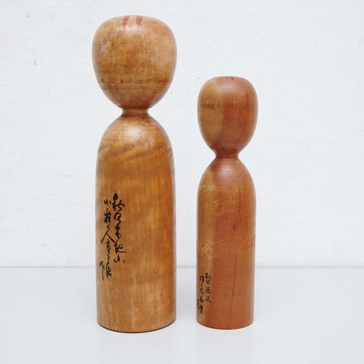 Pair of Hand Painted Wooden Kokeshi Dolls, circa 1940 For Sale 4