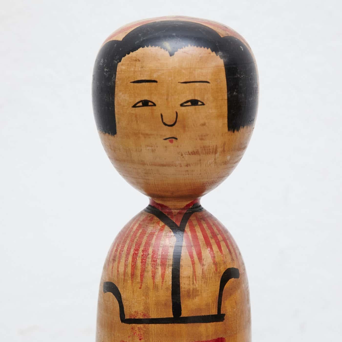 Mid-20th Century Pair of Hand Painted Wooden Kokeshi Dolls, circa 1940 For Sale