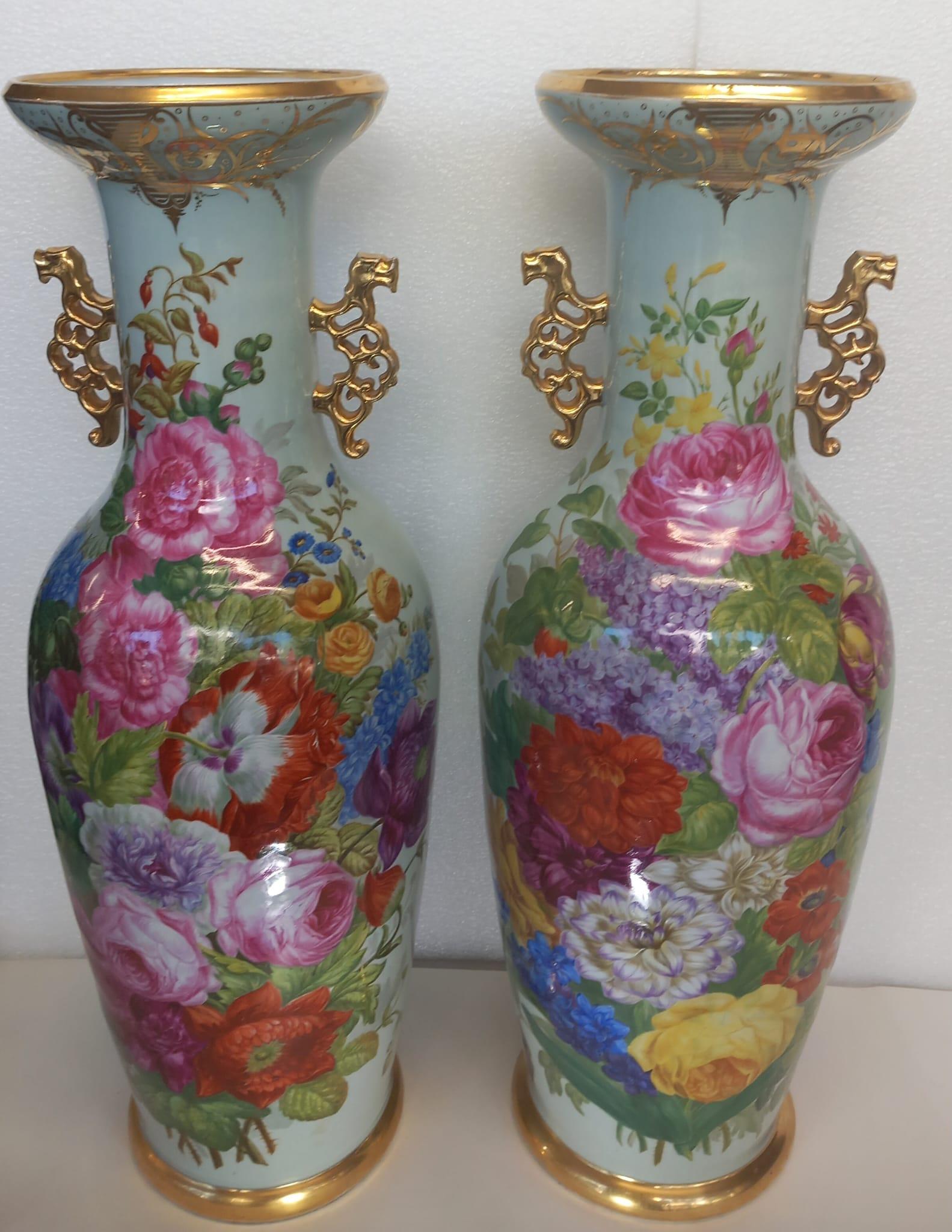 Gilt Pair of hand painting Napoleon III porcelain vases For Sale