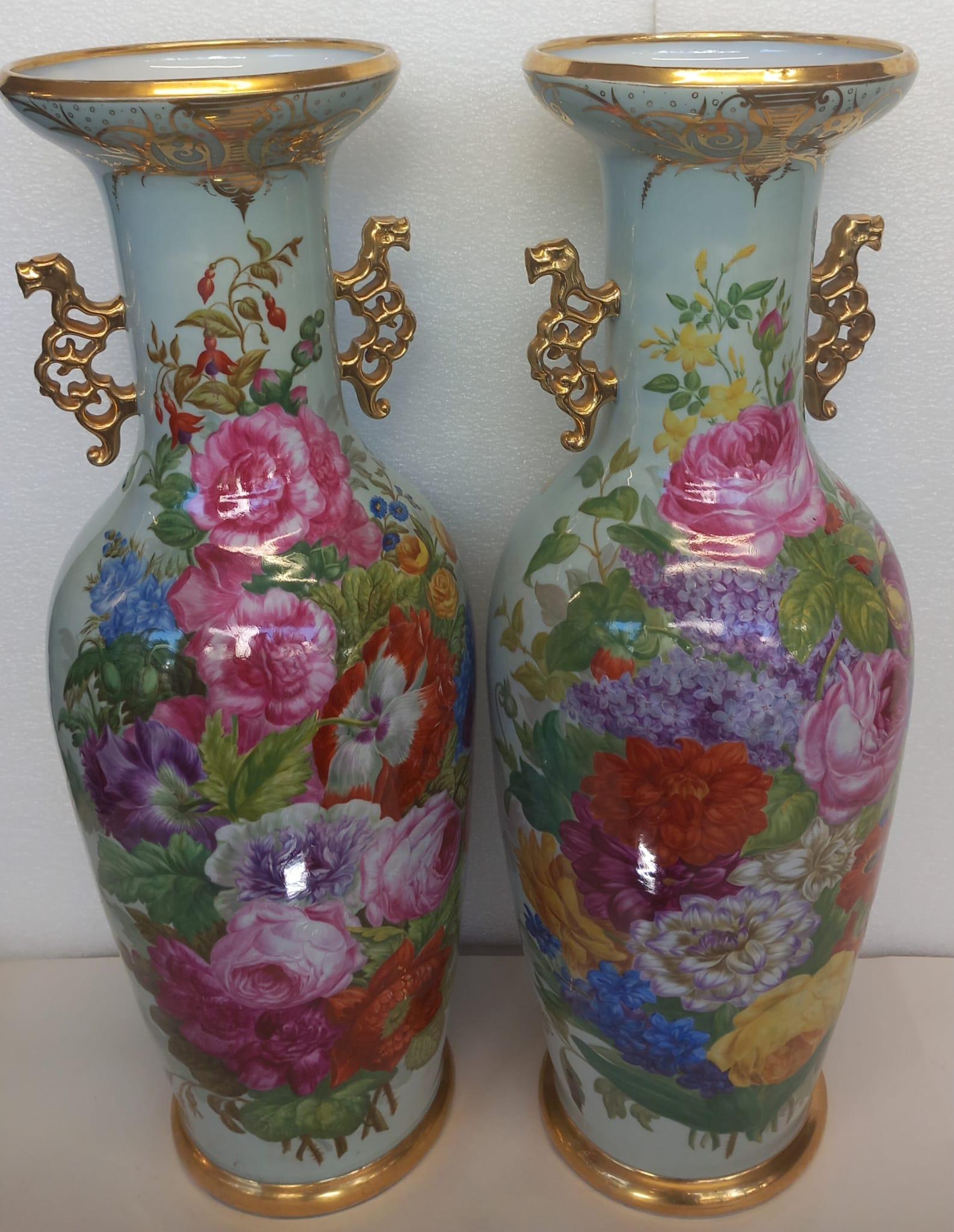 19th Century Pair of hand painting Napoleon III porcelain vases For Sale