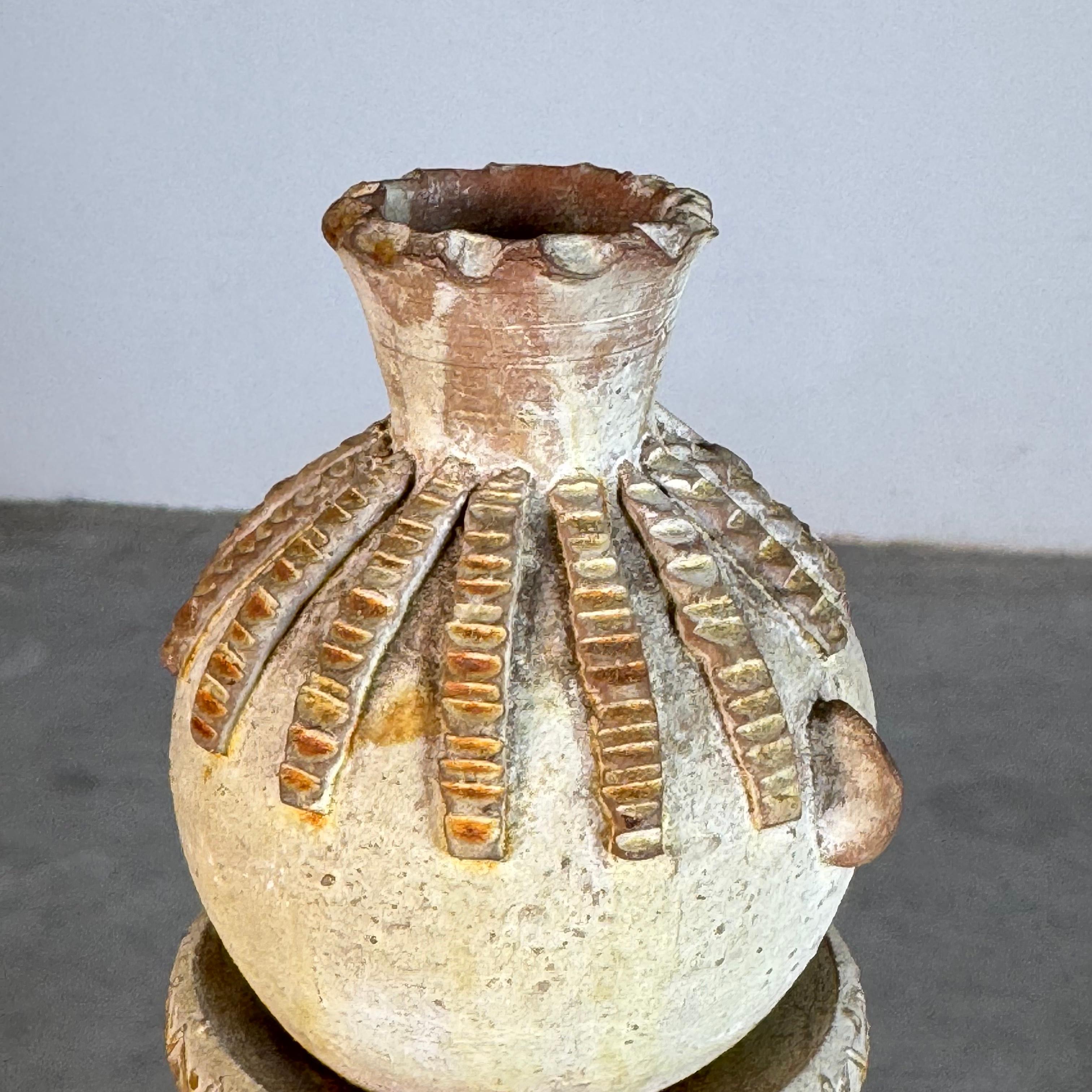 Pair of hand-sculpted terracotta figures by ceramic artist Saverio Farci, 1960s For Sale 5