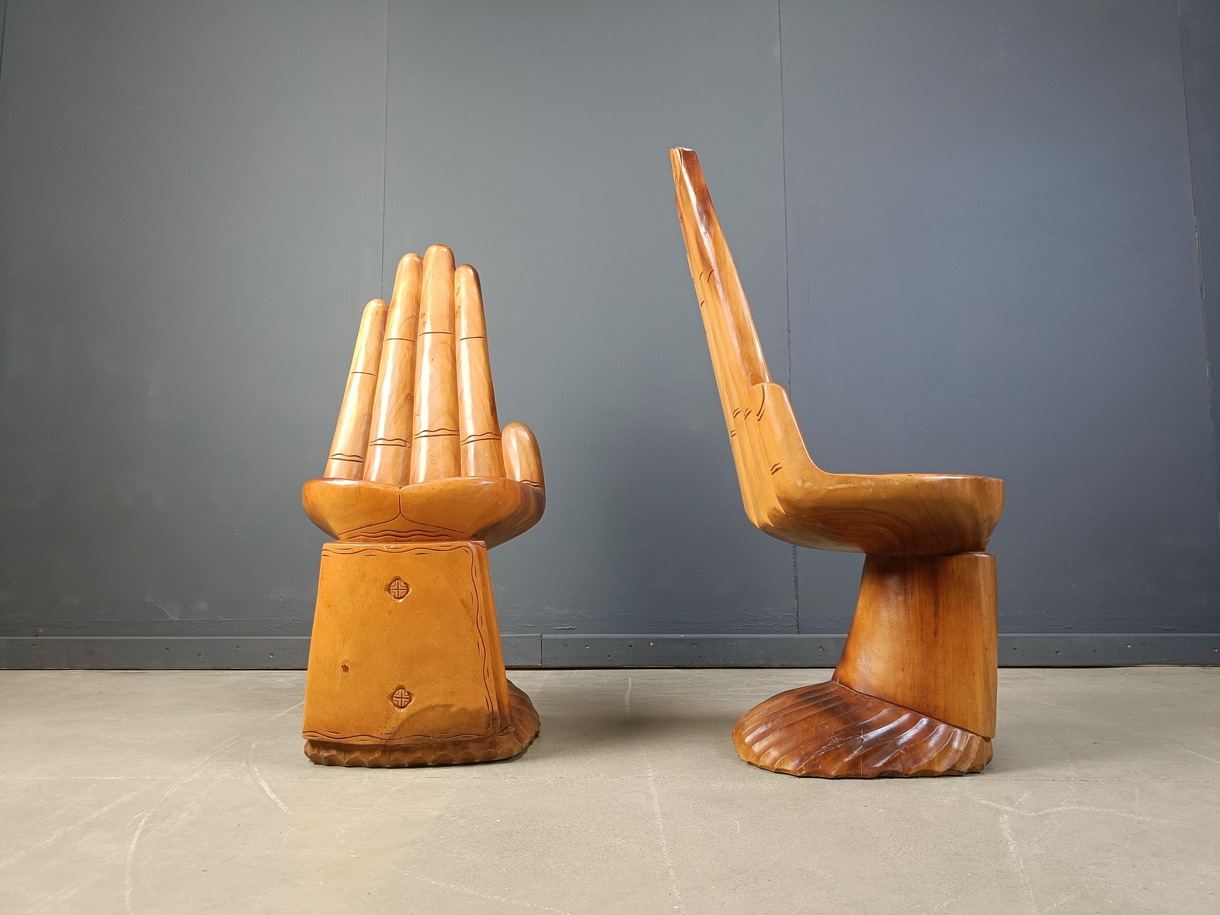 Mid-Century moderno Coppia di sedie in teak sagomate a mano, anni '70 in vendita
