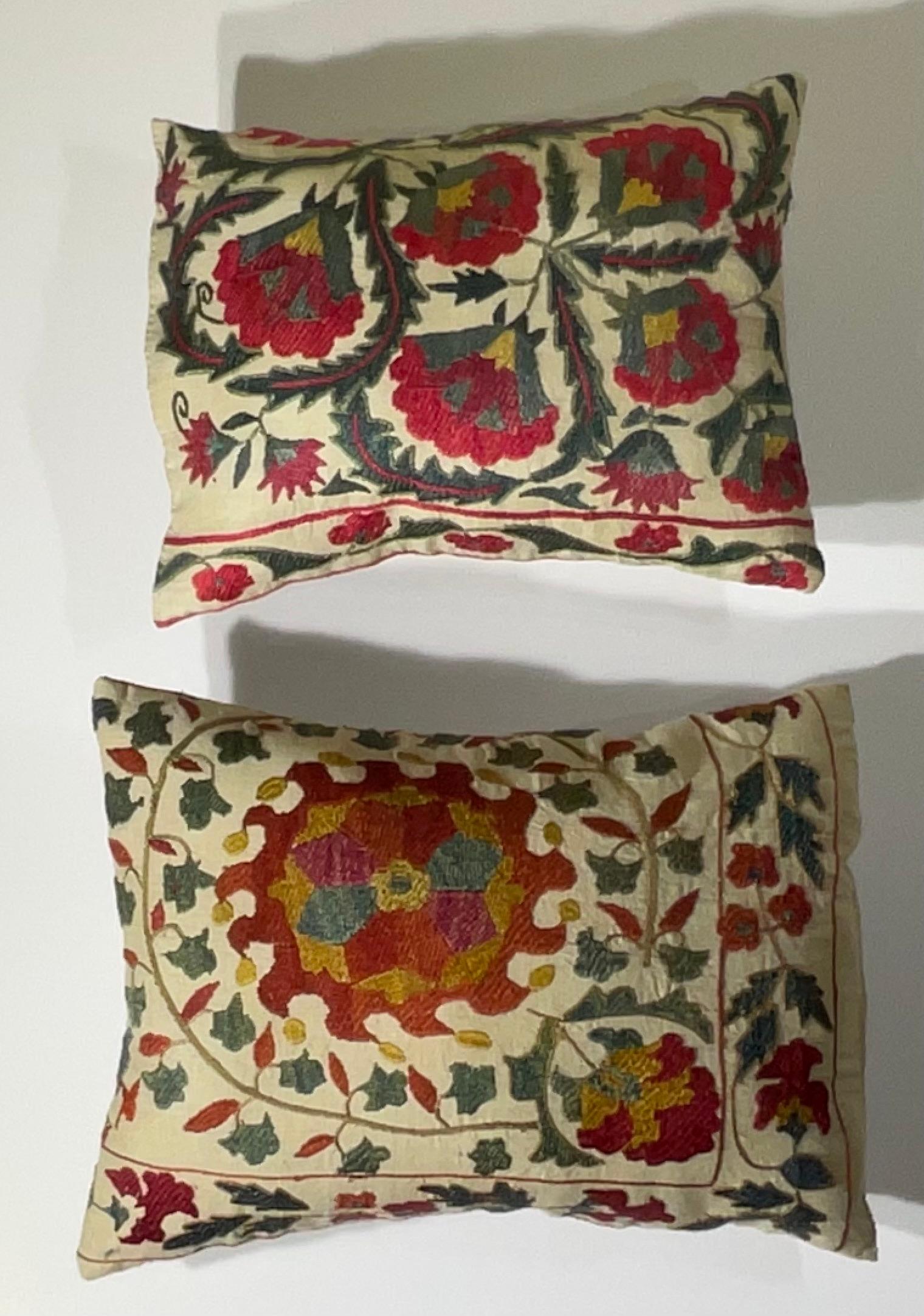 Pair Of Hand Silk Embroidery Suzani Pillows For Sale 3